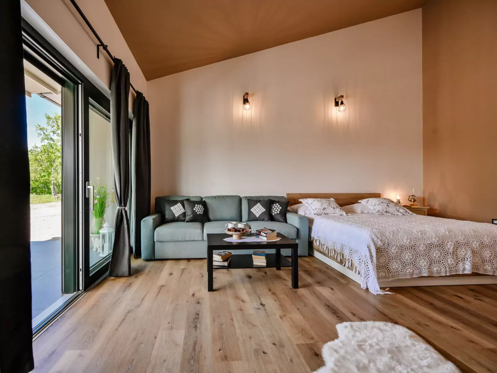 Villa Škavre-Inside