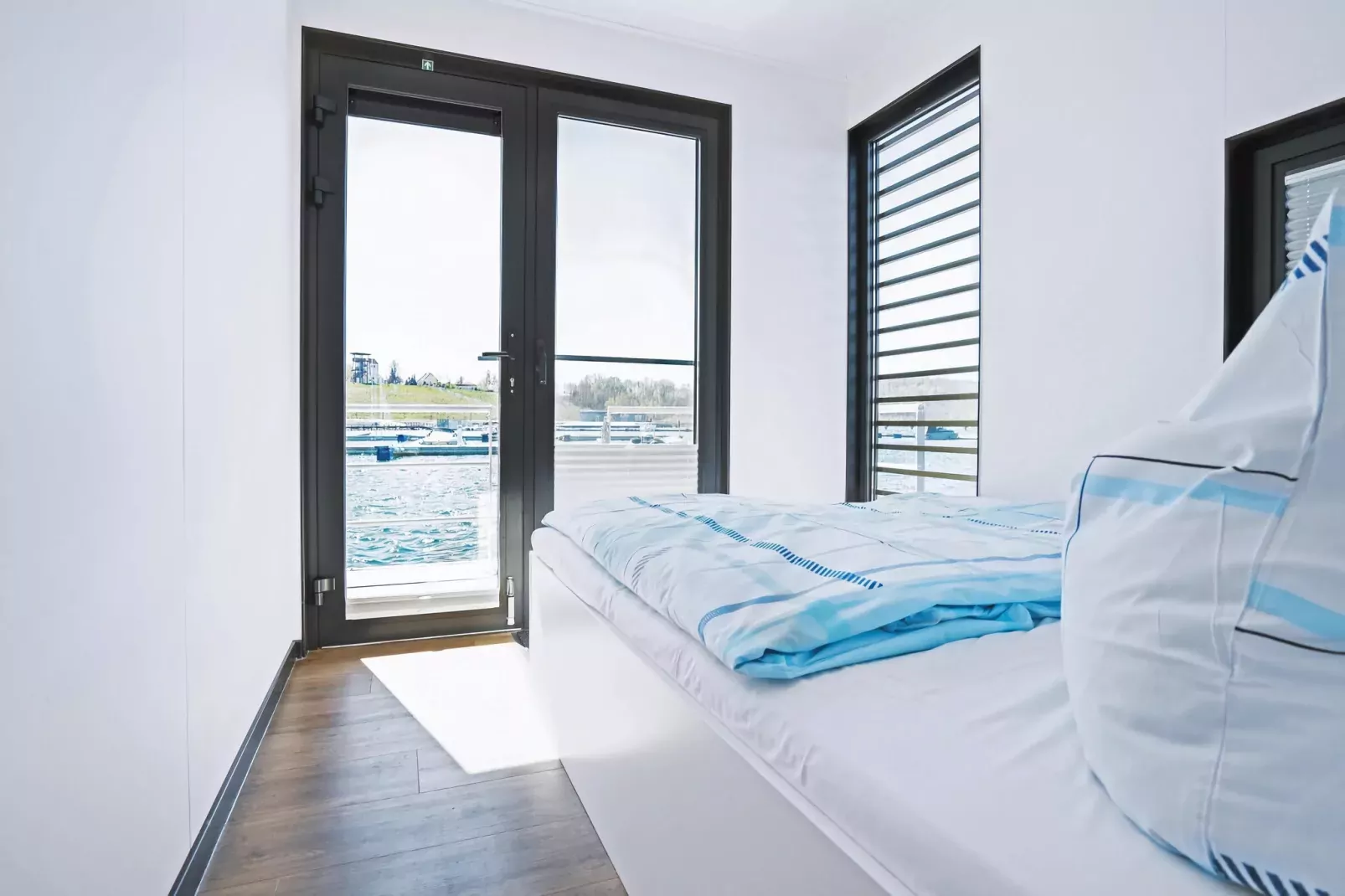 Floating 44 - LP 6 / 3 Personen-Chambre