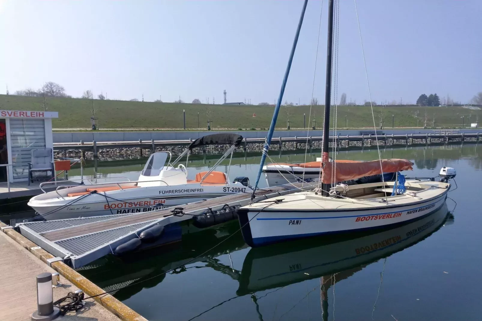 Floating 44 - LP 6 / 3 Personen-Zones d'été à 5 km