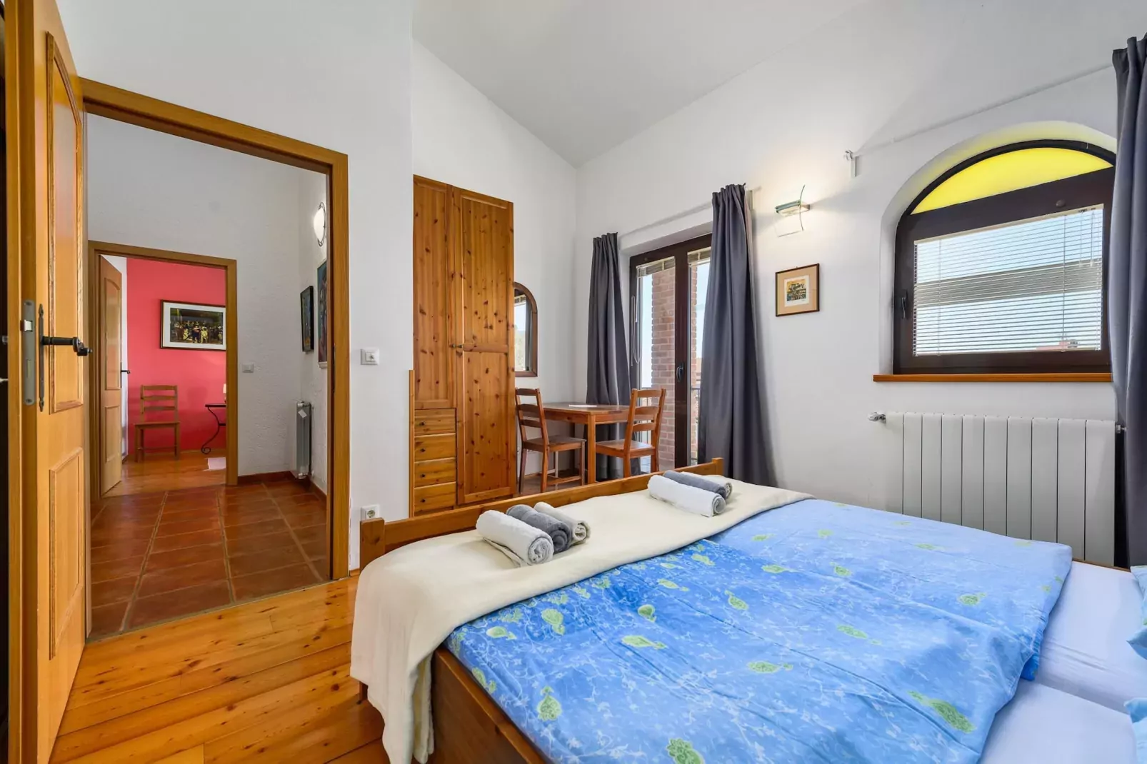 Villa Imagine with heated pool-Bedroom