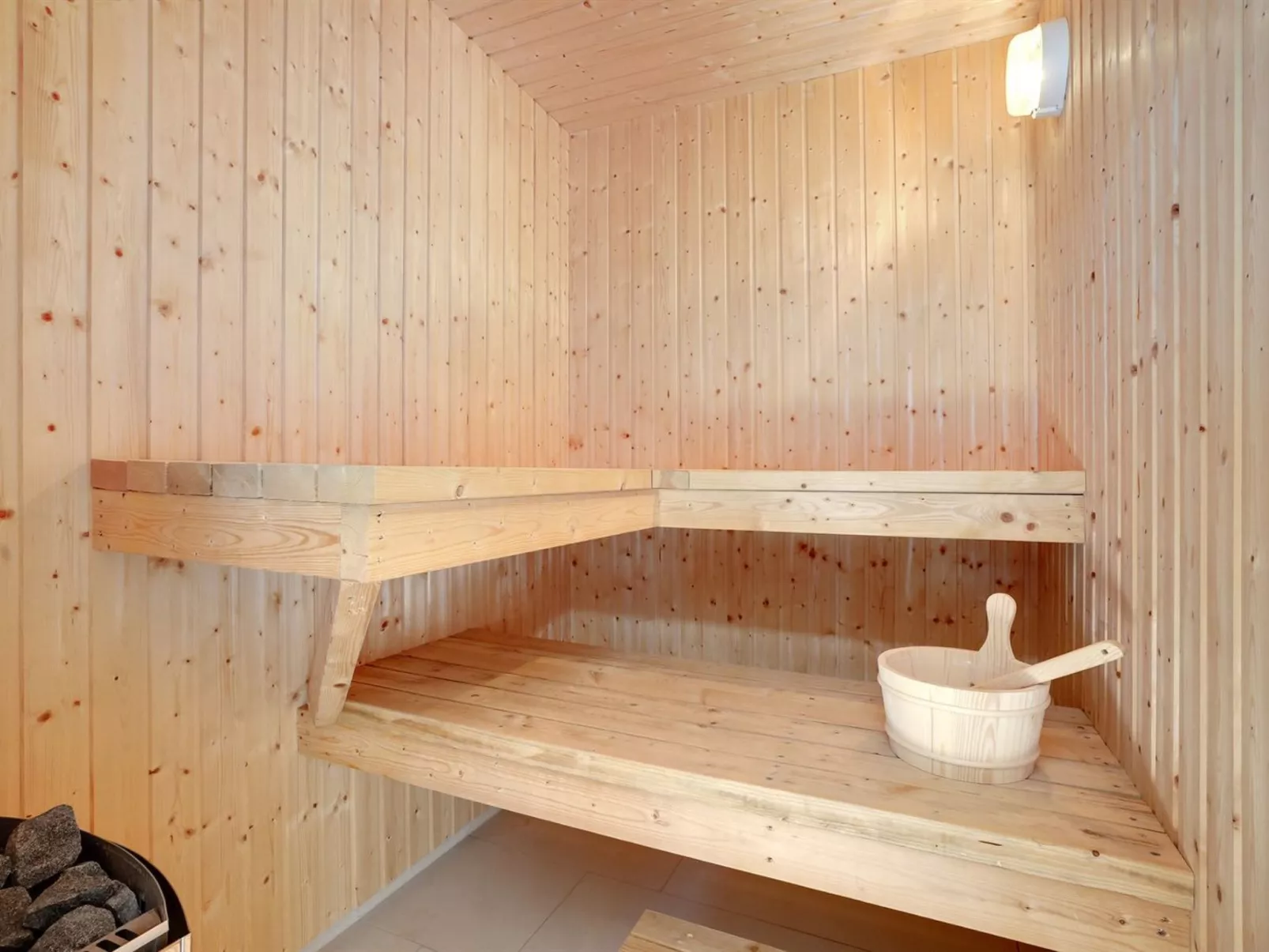 "Grimar" - 600m from the sea-Inside