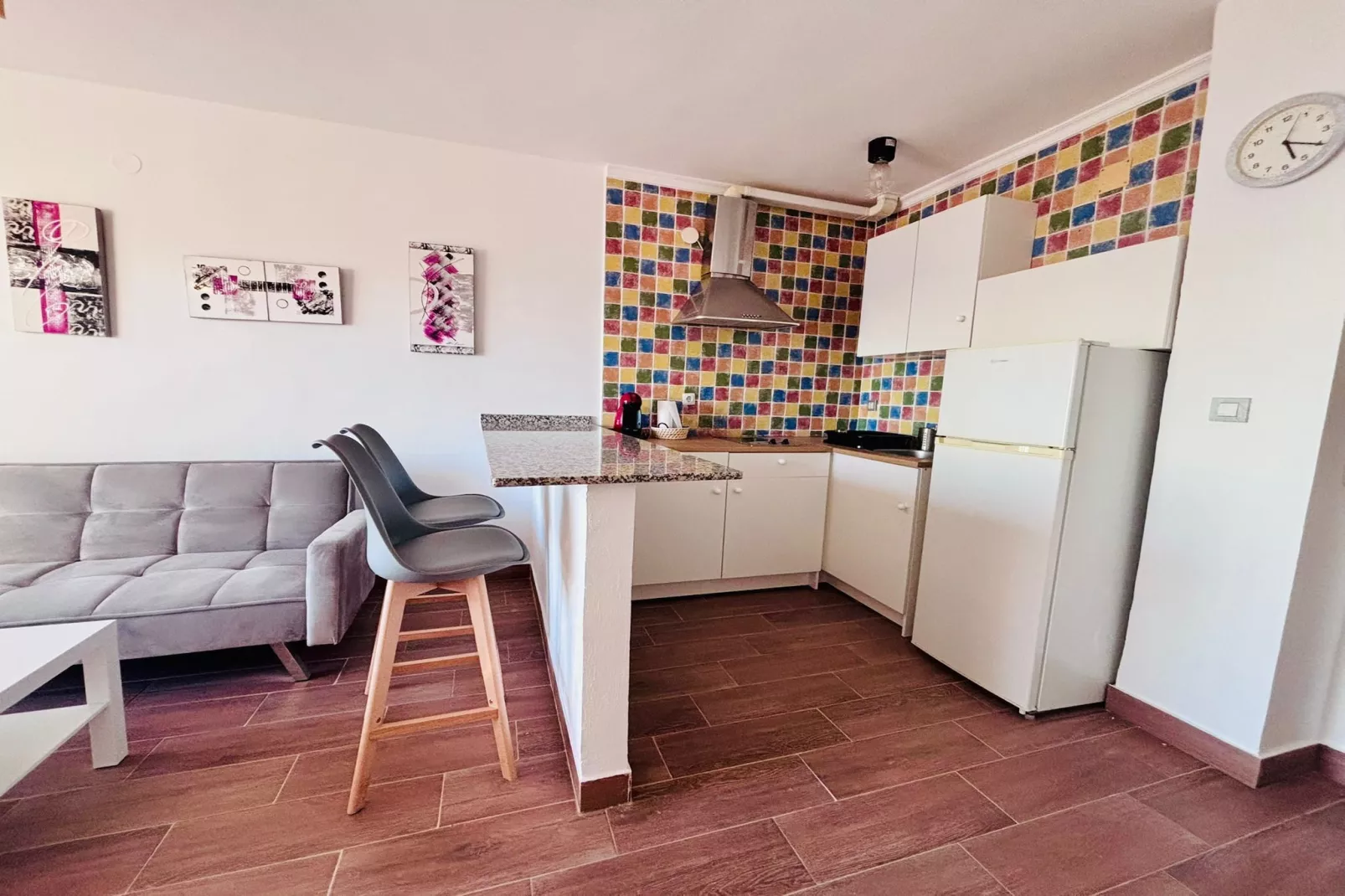 Apartamento Reina Sofía Primera linea de playa-Kitchen