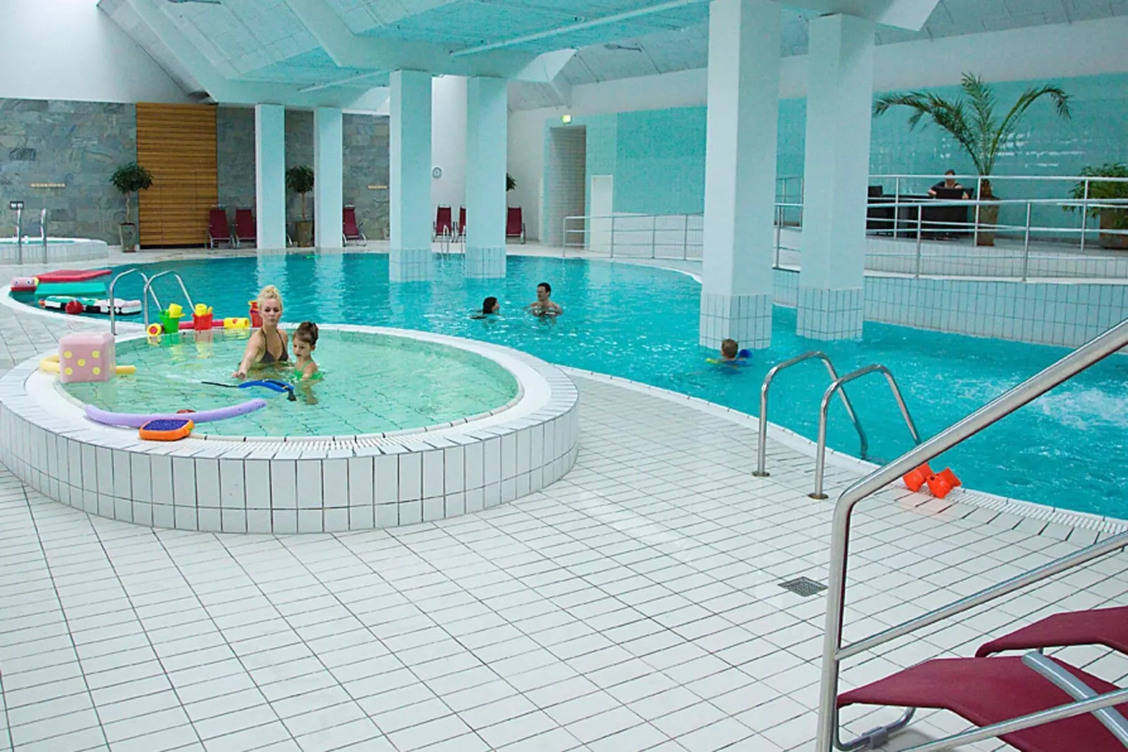 3 room-Swimming pool