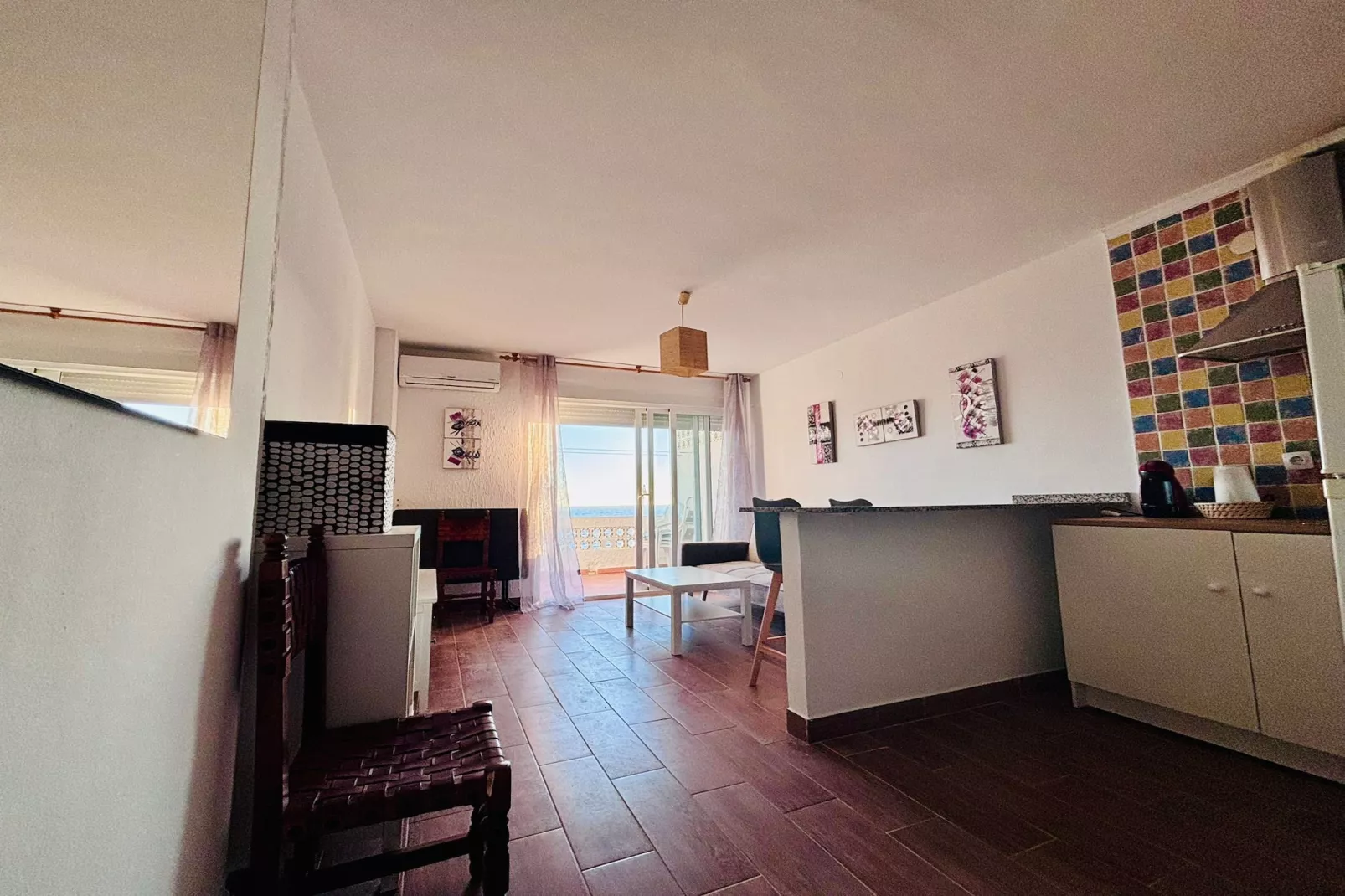 Apartamento Reina Sofía Primera linea de playa-Kitchen