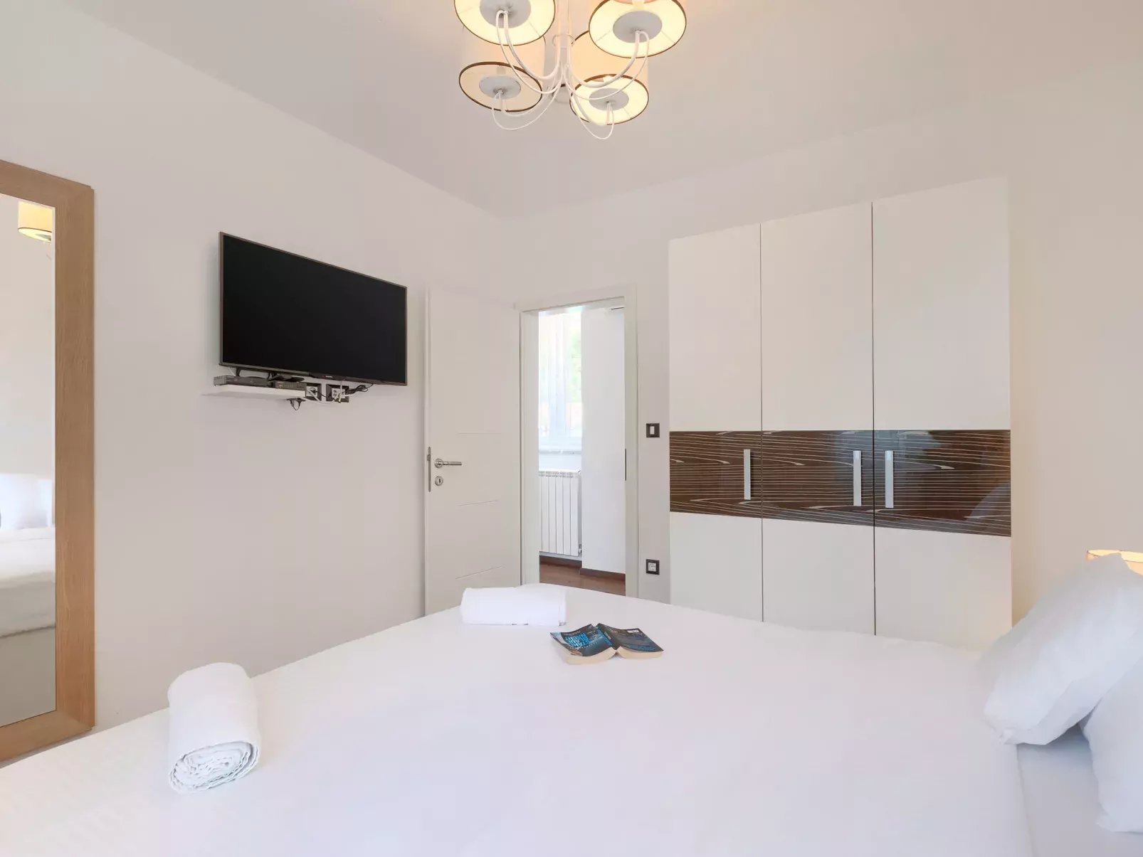 Villa Škavre-Inside