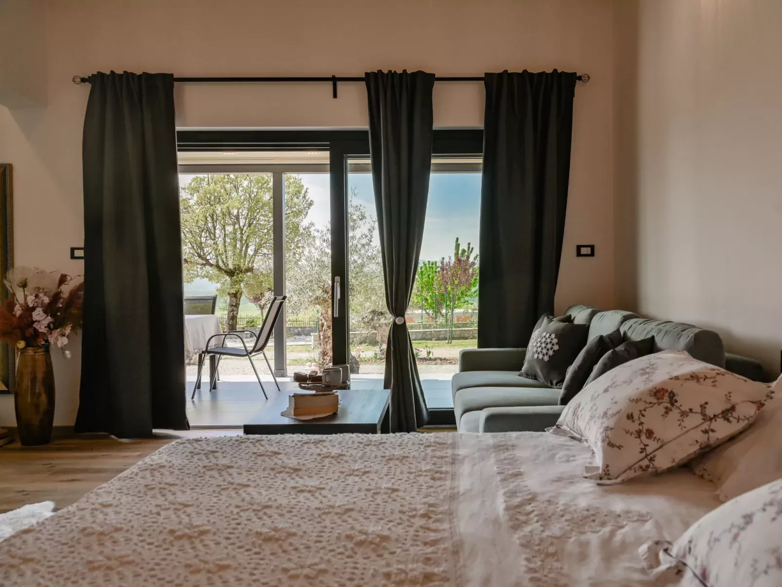 Villa Škavre-Inside