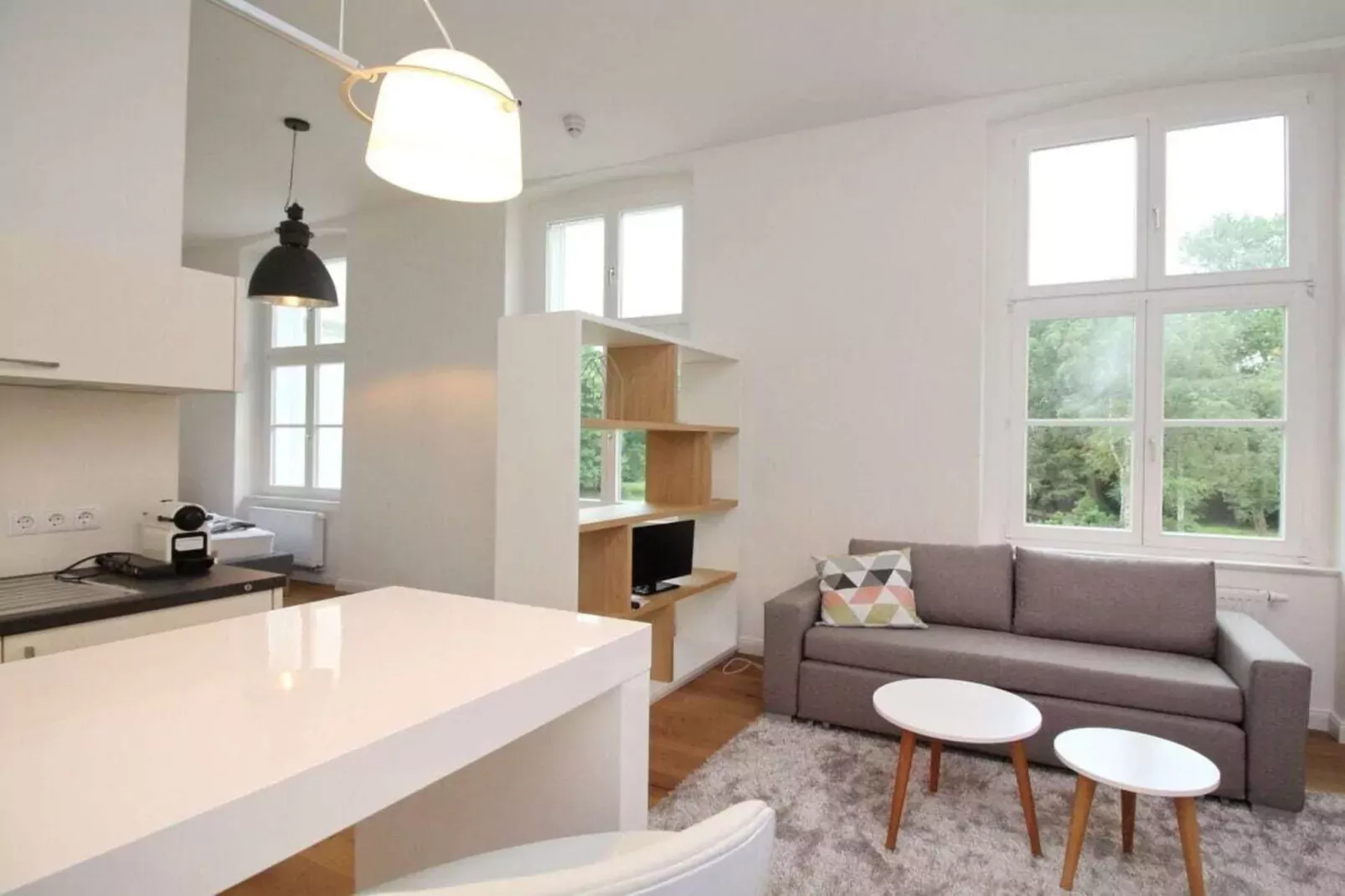 396004-Living room
