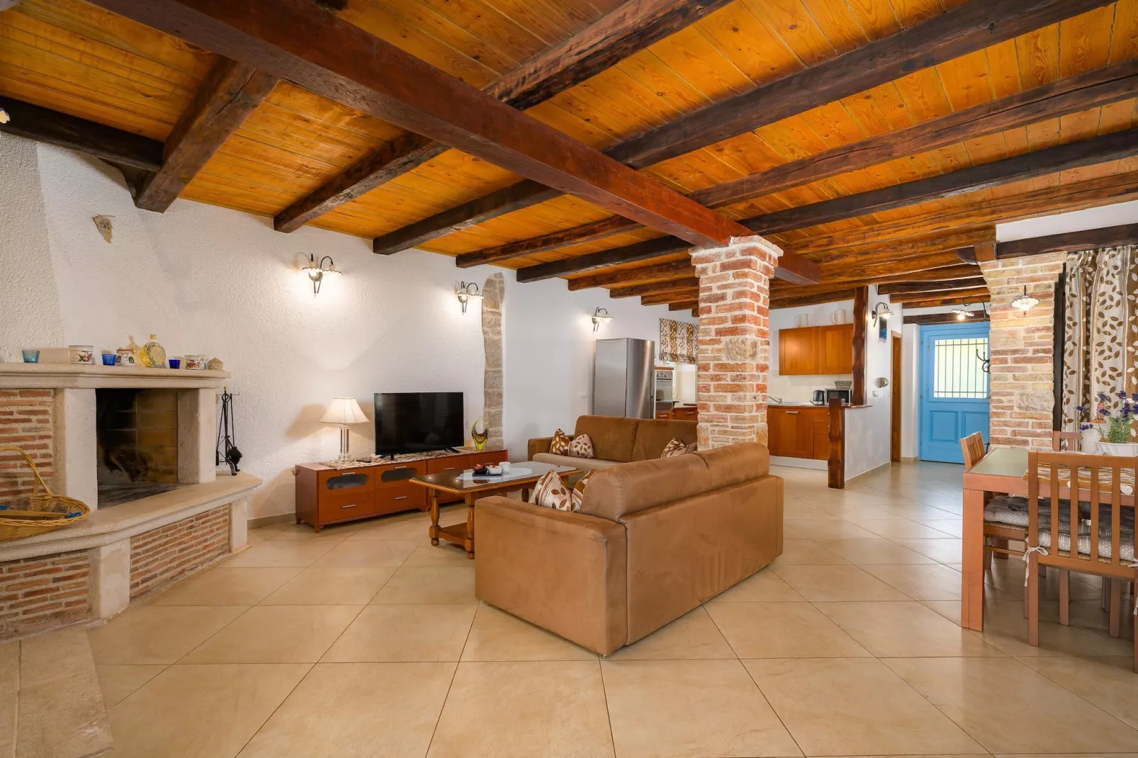 Villa Ida-Living room