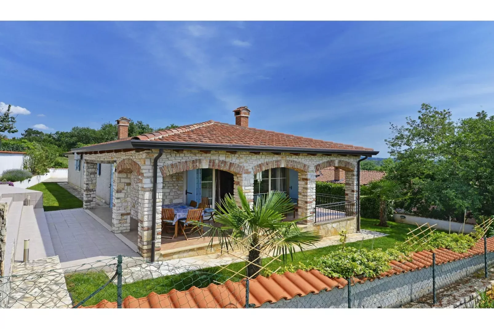 Villa Dany-Exterior summer