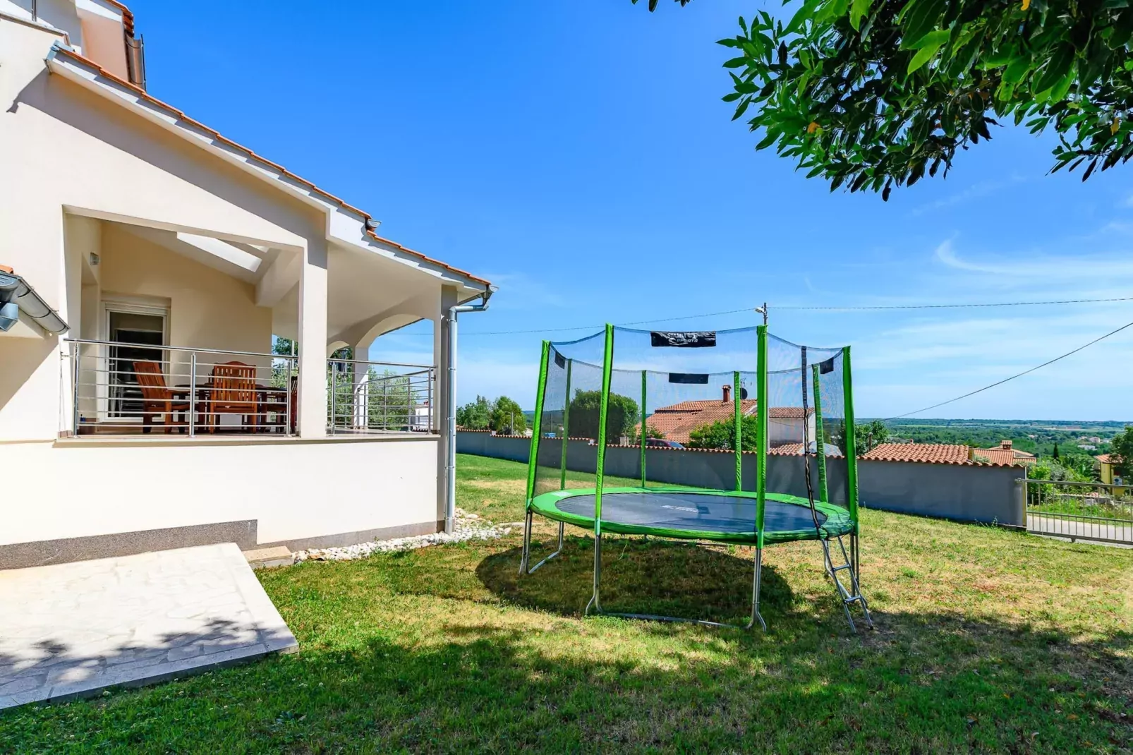 Villa Elisa-Einrichtungen
