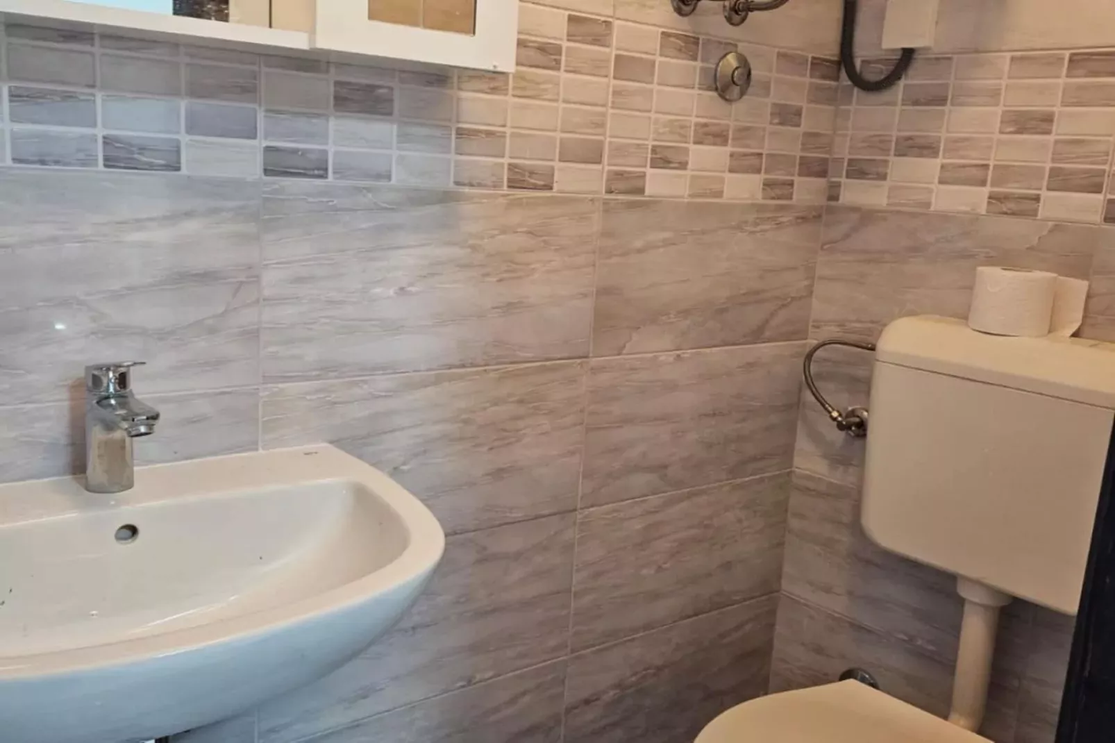 Casa Tadini-Bathroom