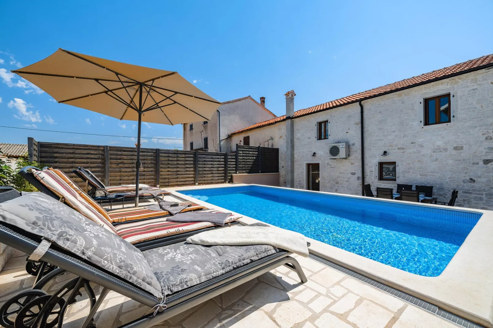 Casa Simona-Pool