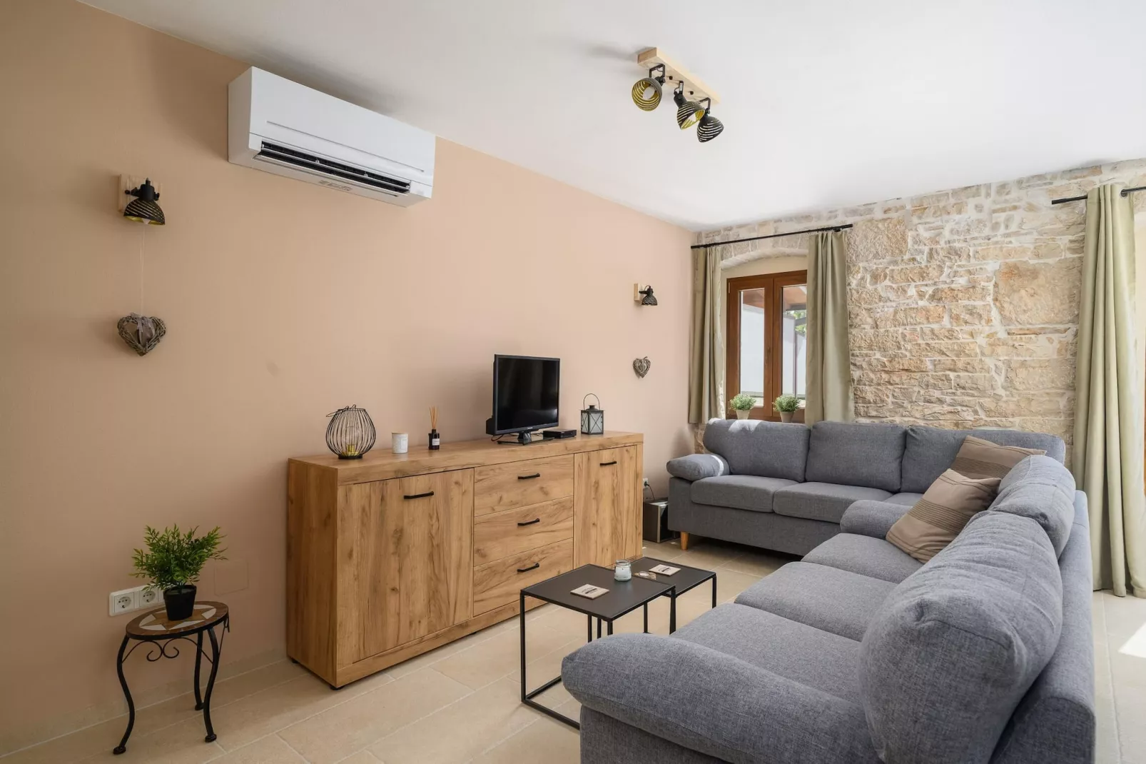Casa Simona-Living room