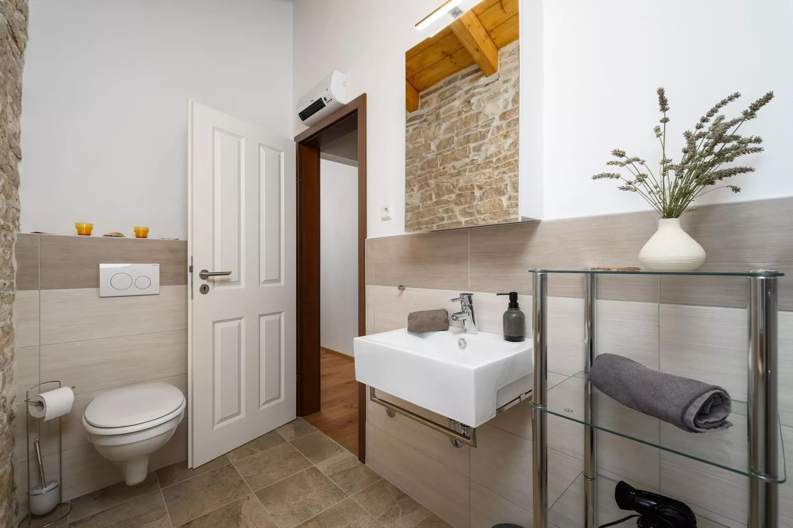 Casa Simona-Bathroom