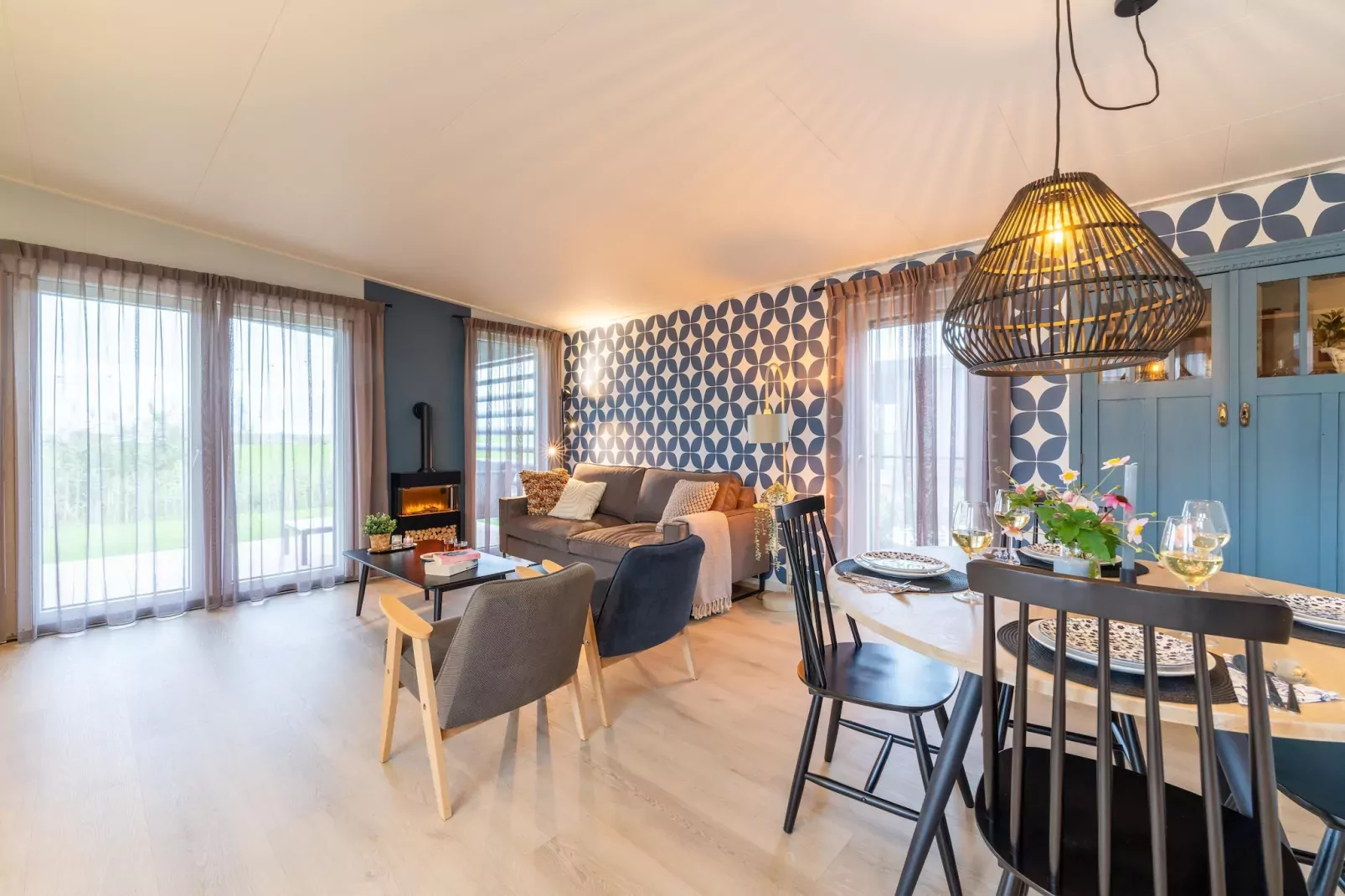 Bij de Bakker-Esszimmer