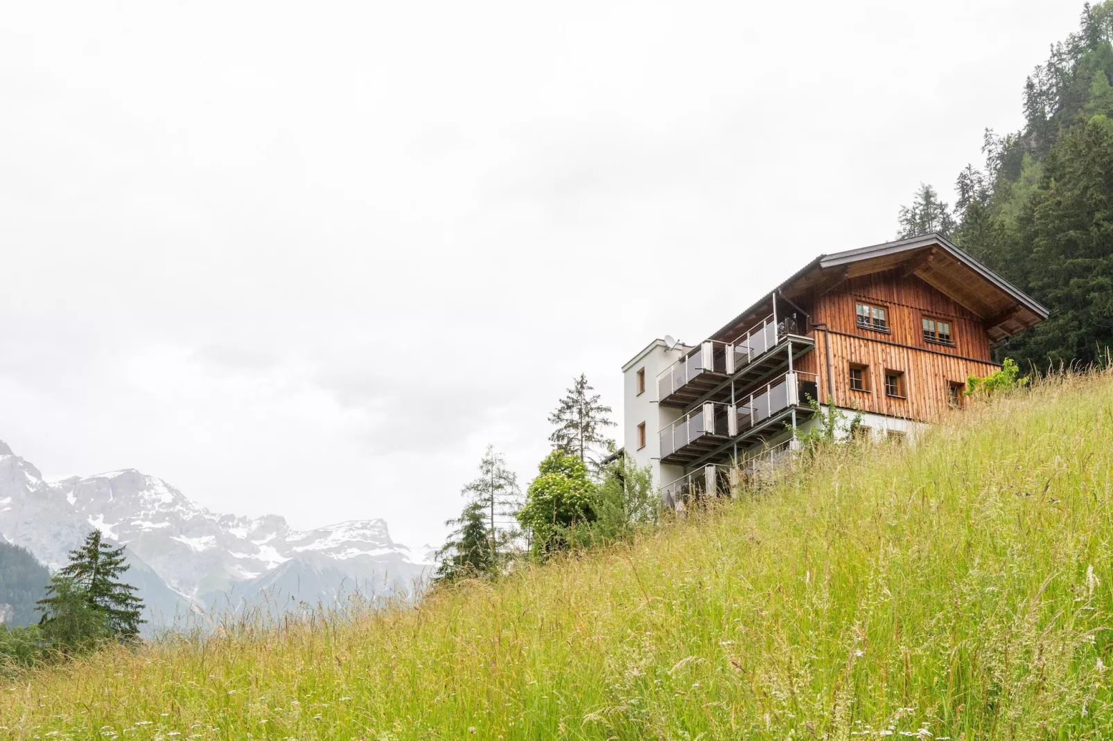 Bergappartements Schernthaner Tobadill-Exterior summer