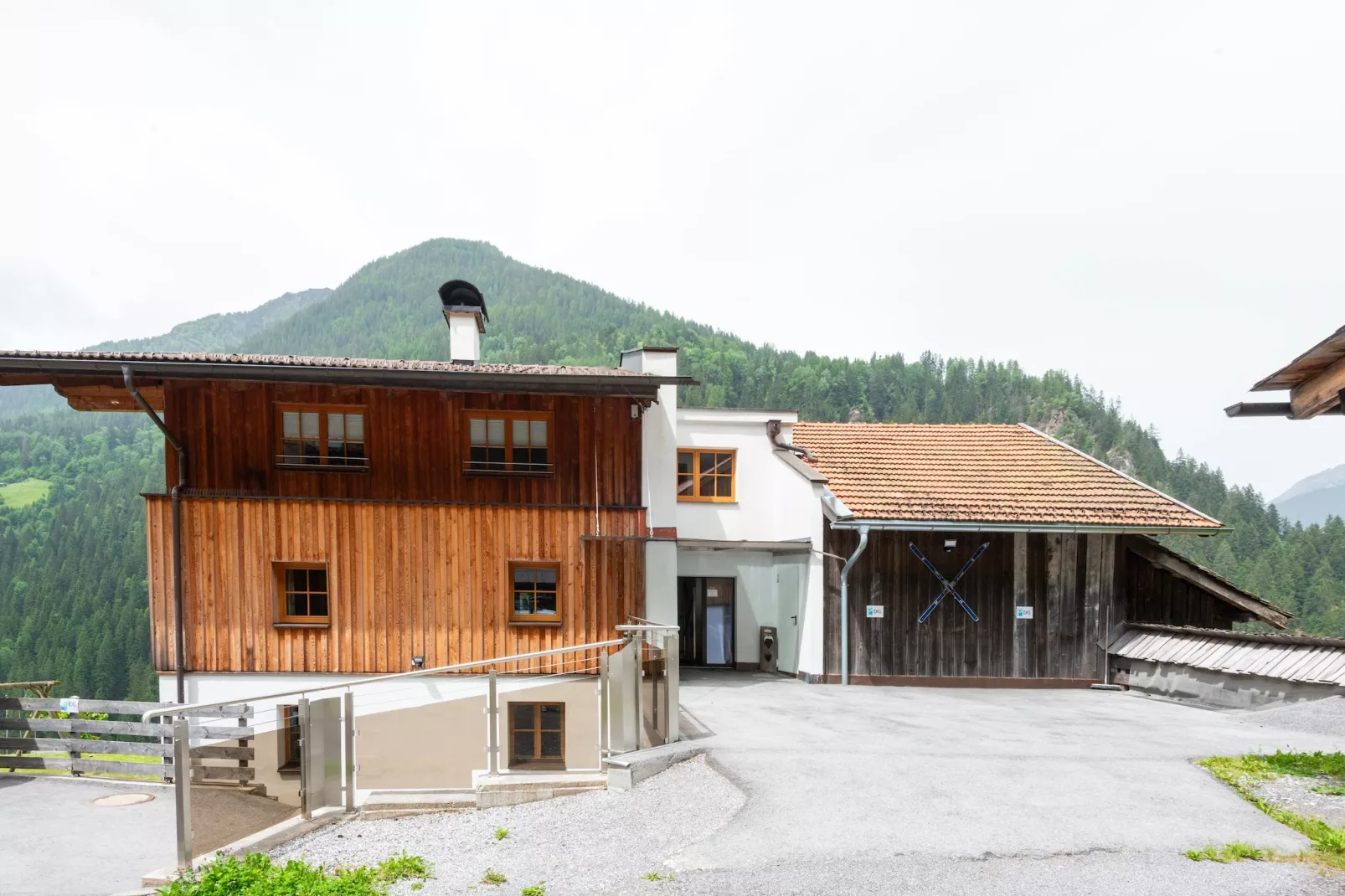 Bergappartements Schernthaner Tobadill-Exterior summer