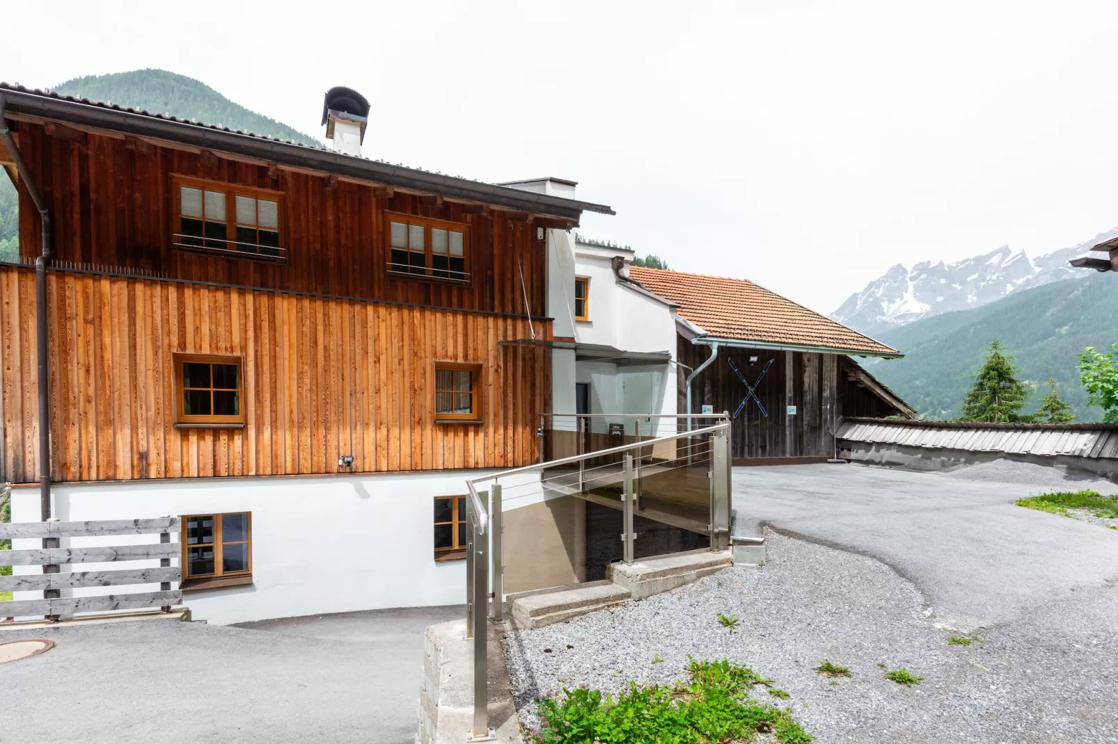 Bergappartements Schernthaner Tobadill-Exterior summer
