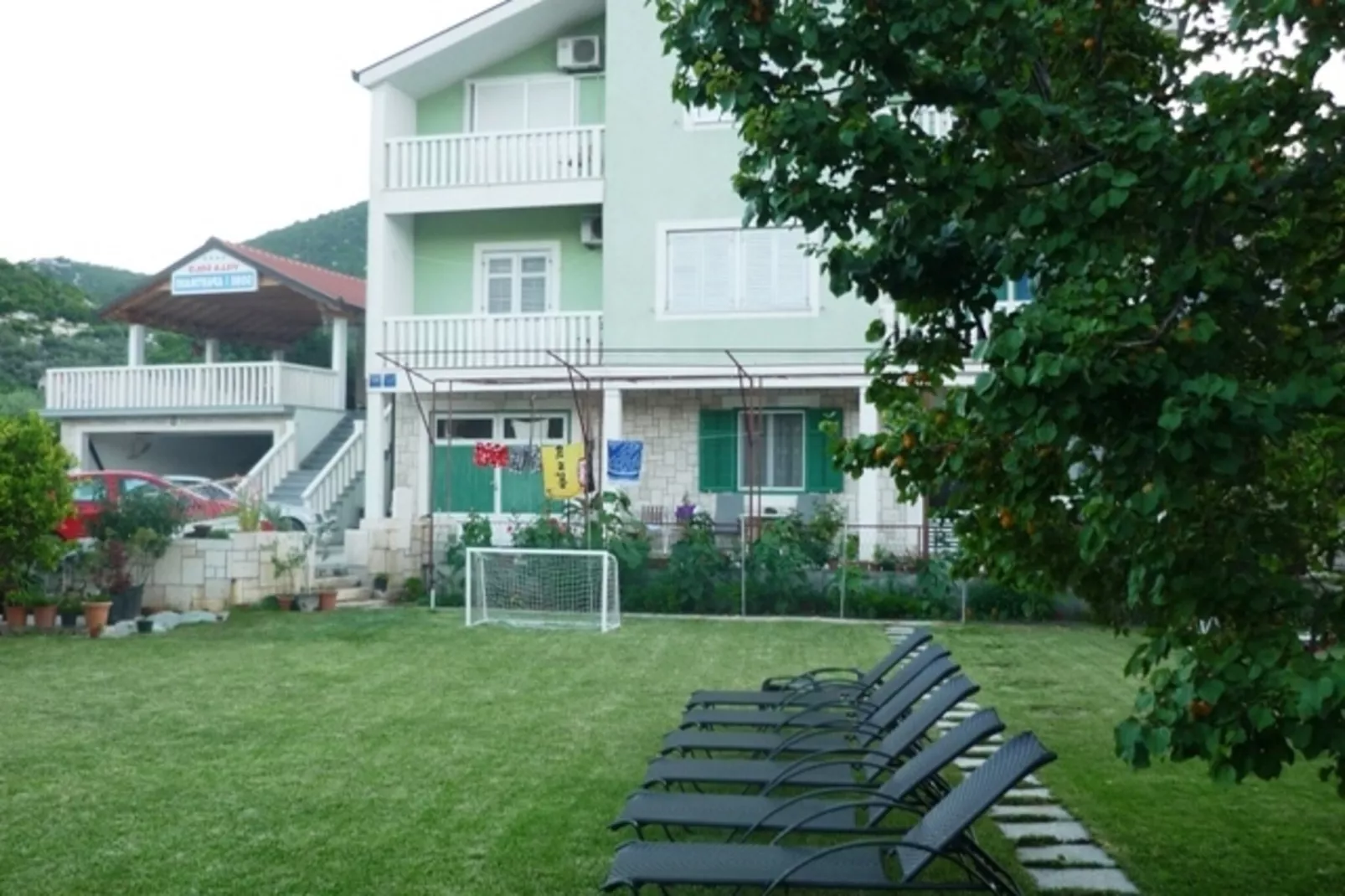 Stipan-Exterior summer