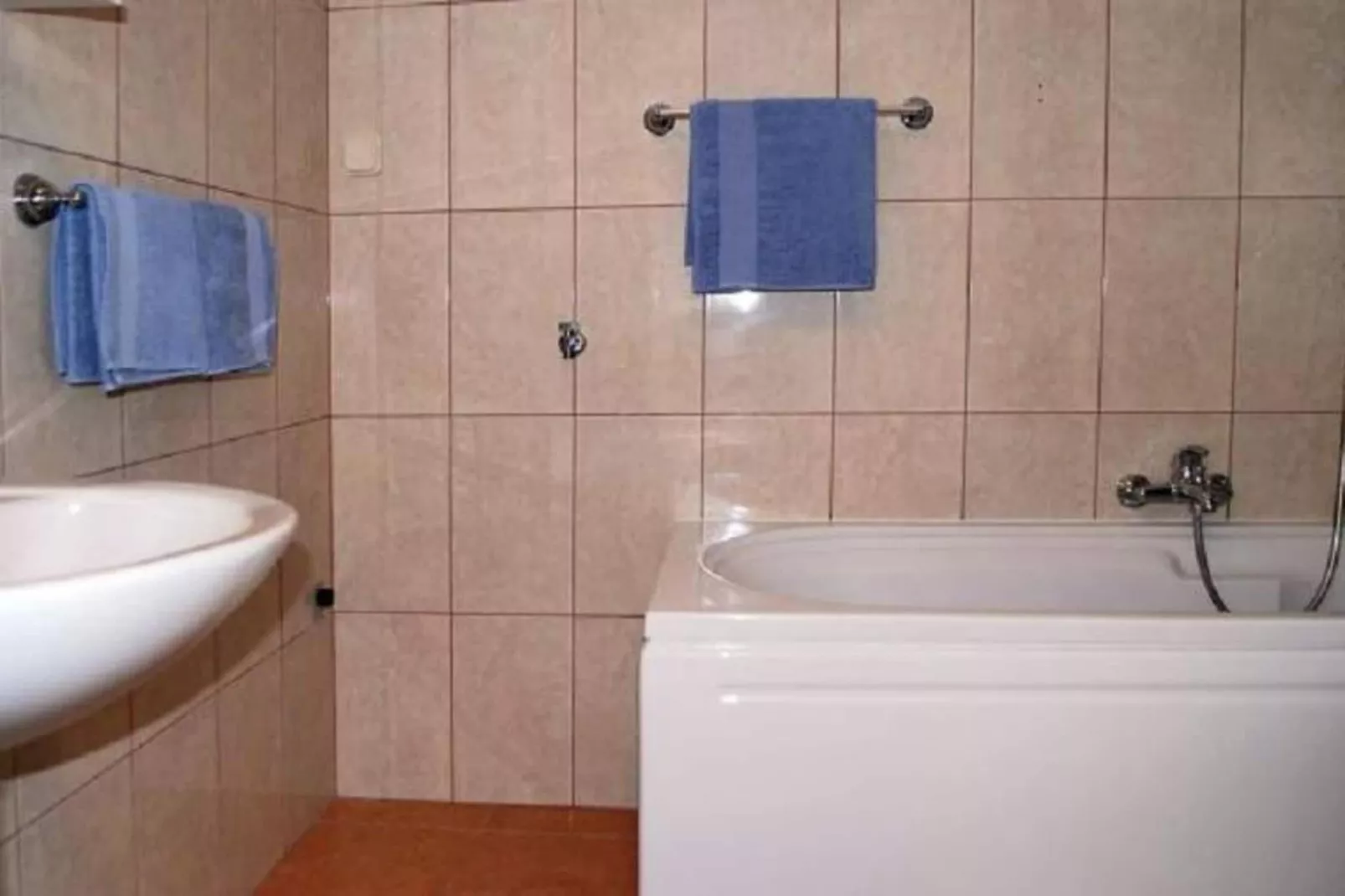 Stipan-Bathroom