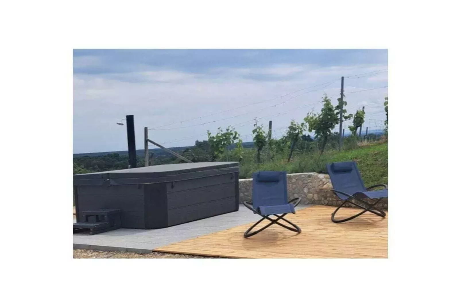 15332-Terrace balcony