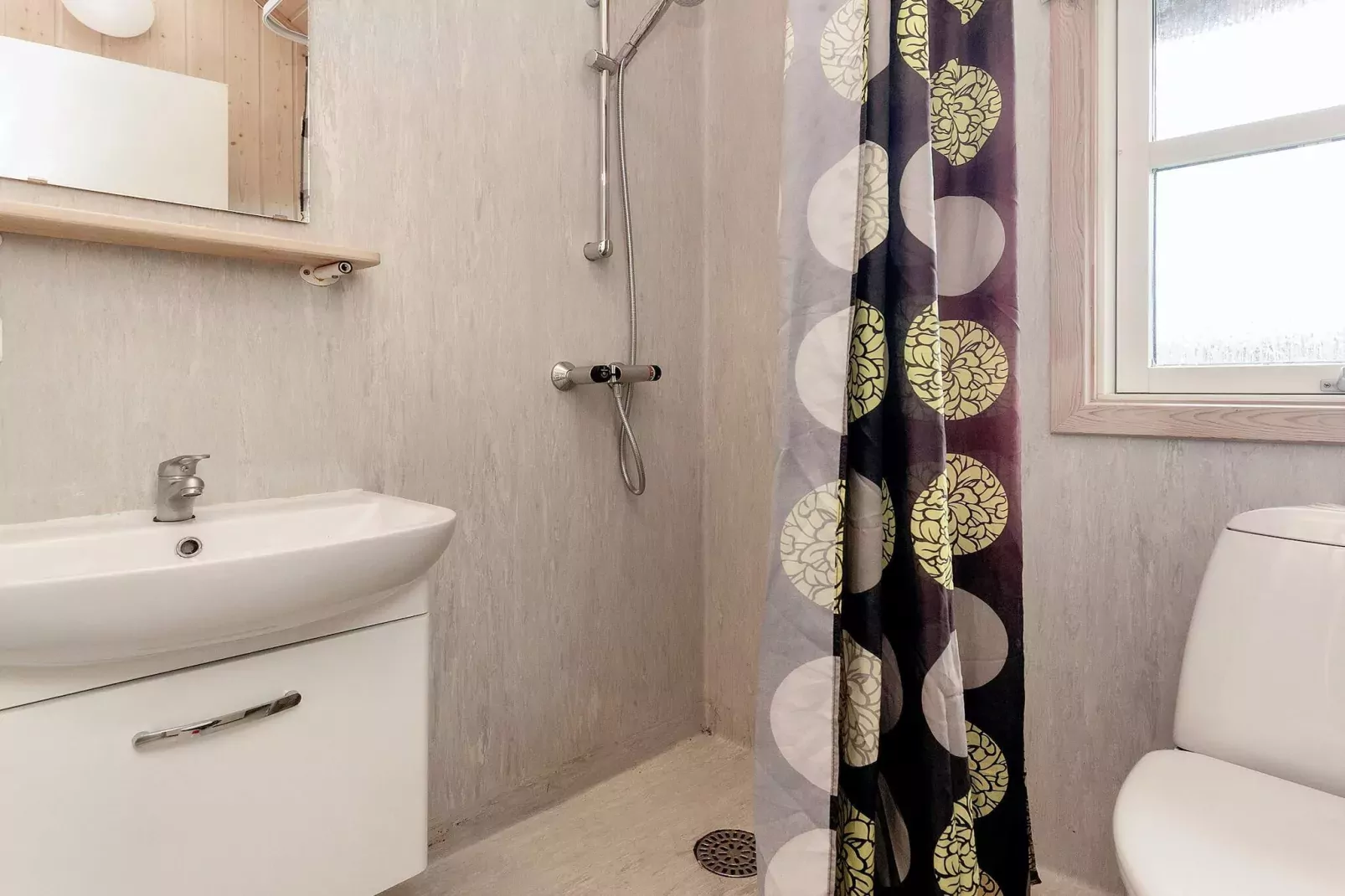 Cabin in camping resort with heating-Indoor