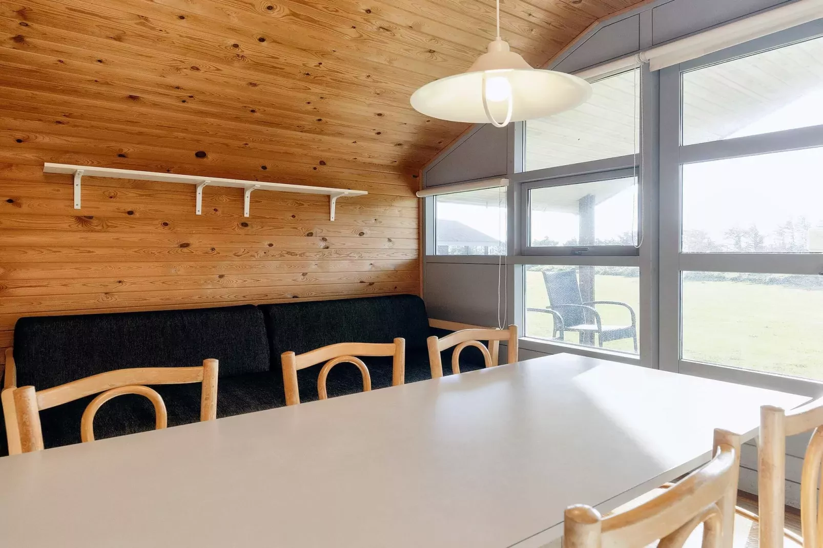 Pretty cabin in camping resort-Indoor