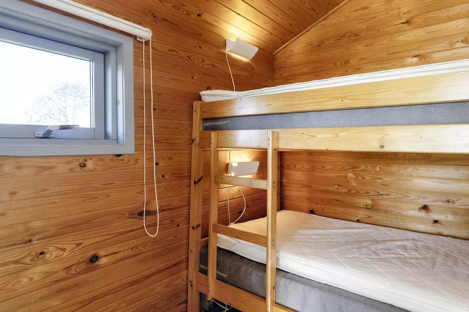 Pretty cabin in camping resort-Indoor