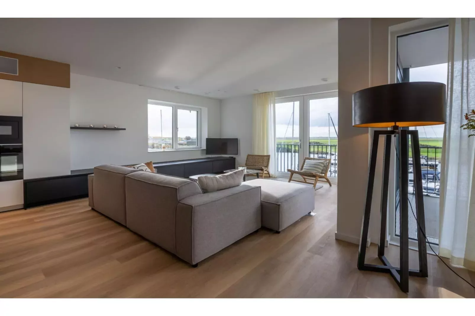 Harbour  2E Loft wellness 6 personen-Living room