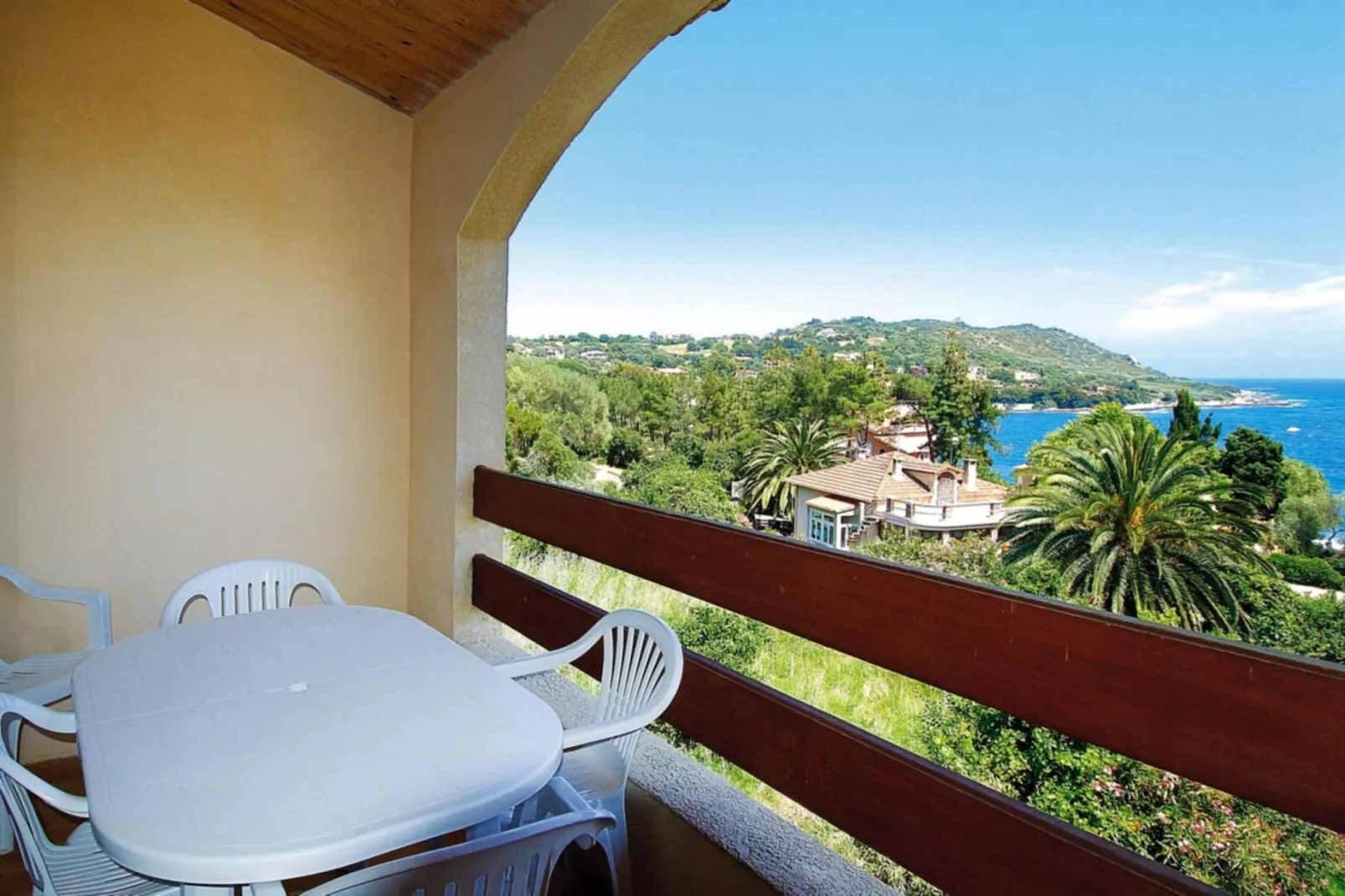 Residence Les Dauphins Tiuccia / Bilocale 4 - 2pcs-Exterior summer