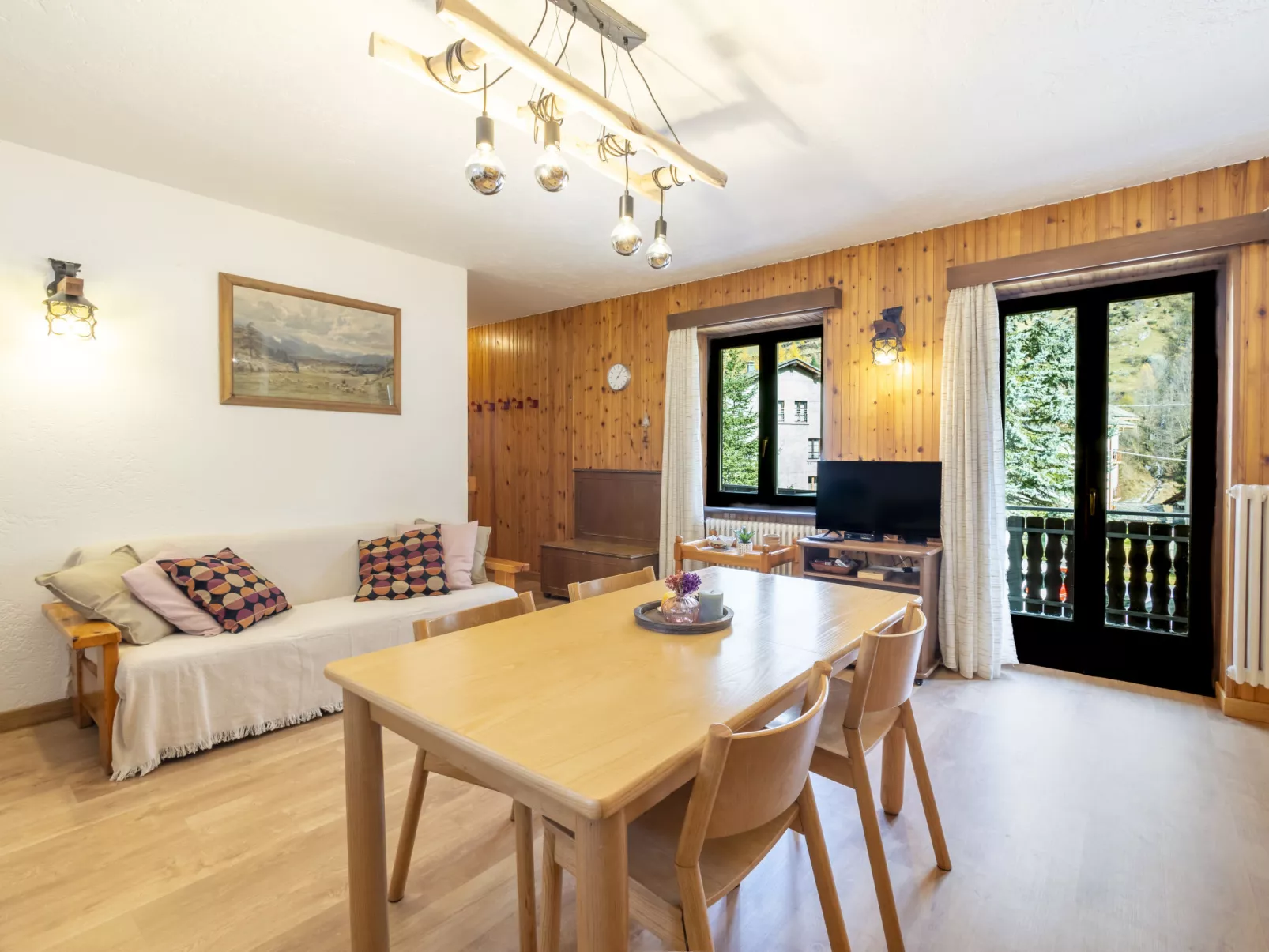 Isola di Madesimo Apartments-Inside
