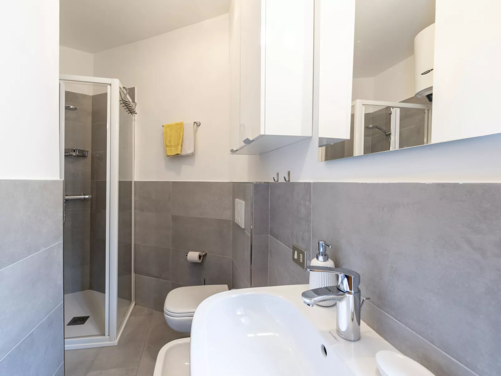 Isola di Madesimo Apartments-Inside