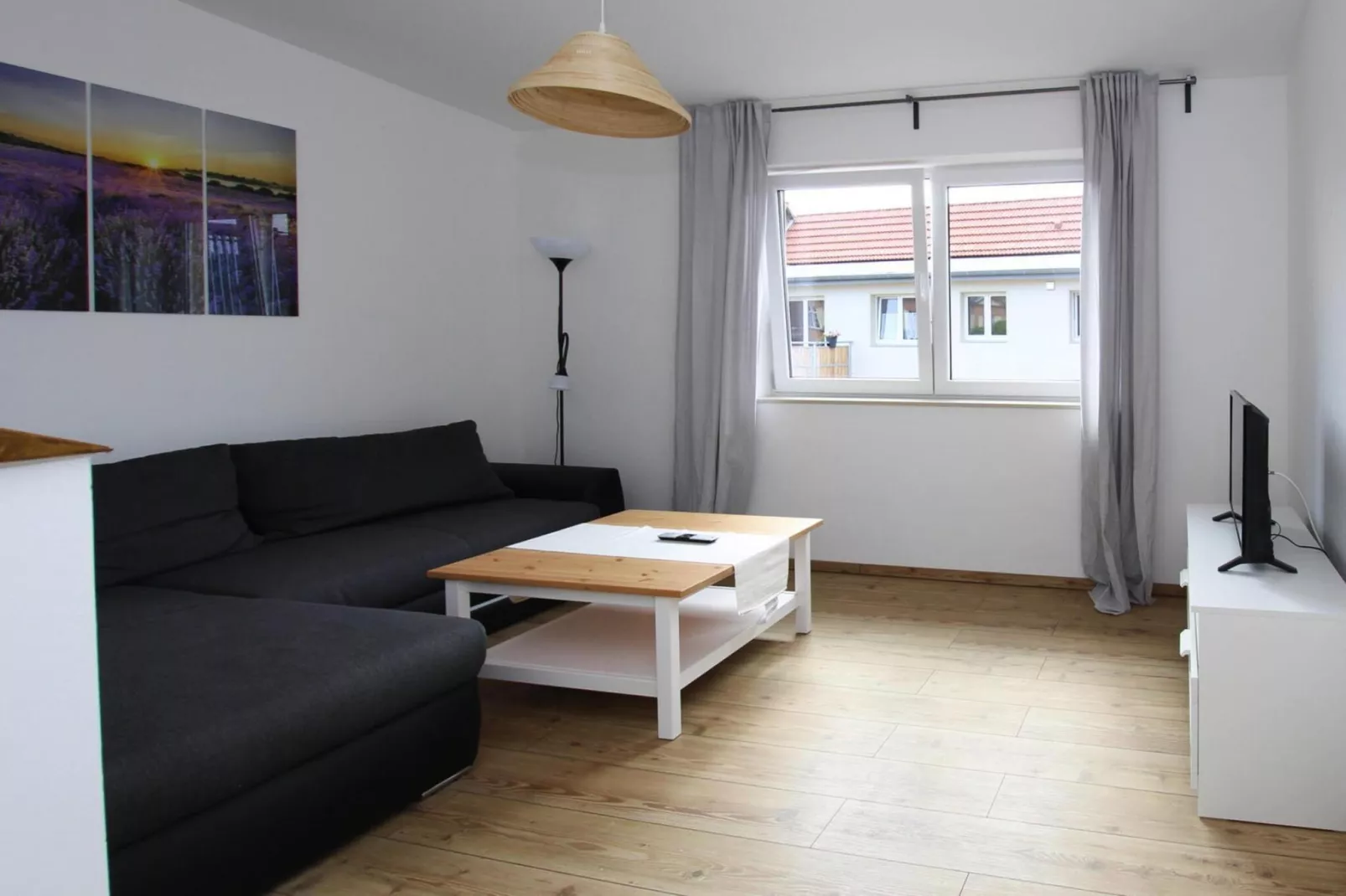 Florian Nr 3-Living room