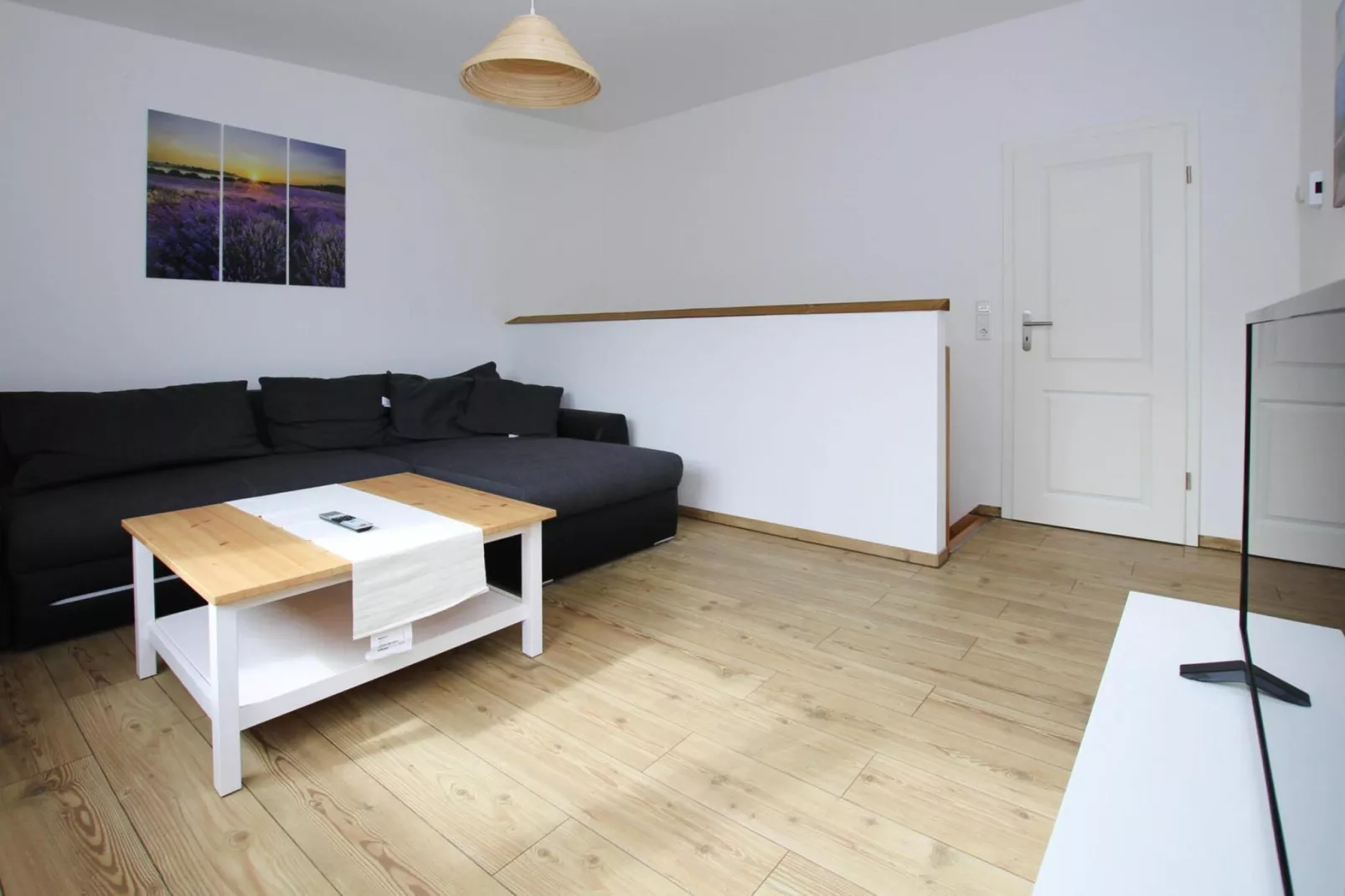 Florian Nr 3-Living room