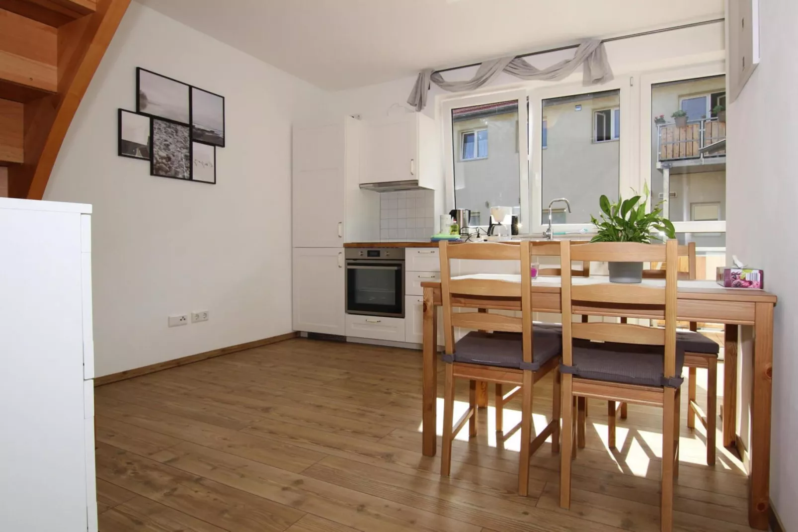 Florian Nr 3-Dining room