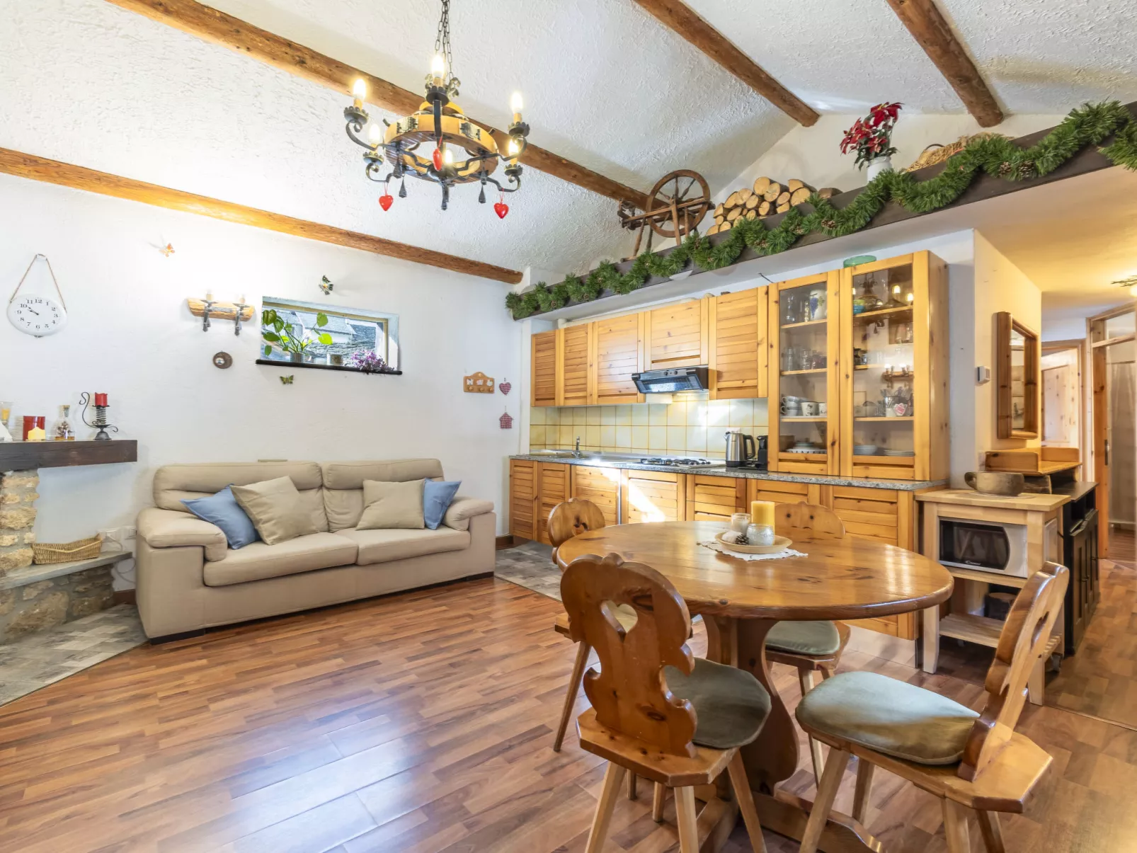 Isola di Madesimo Apartments-Inside