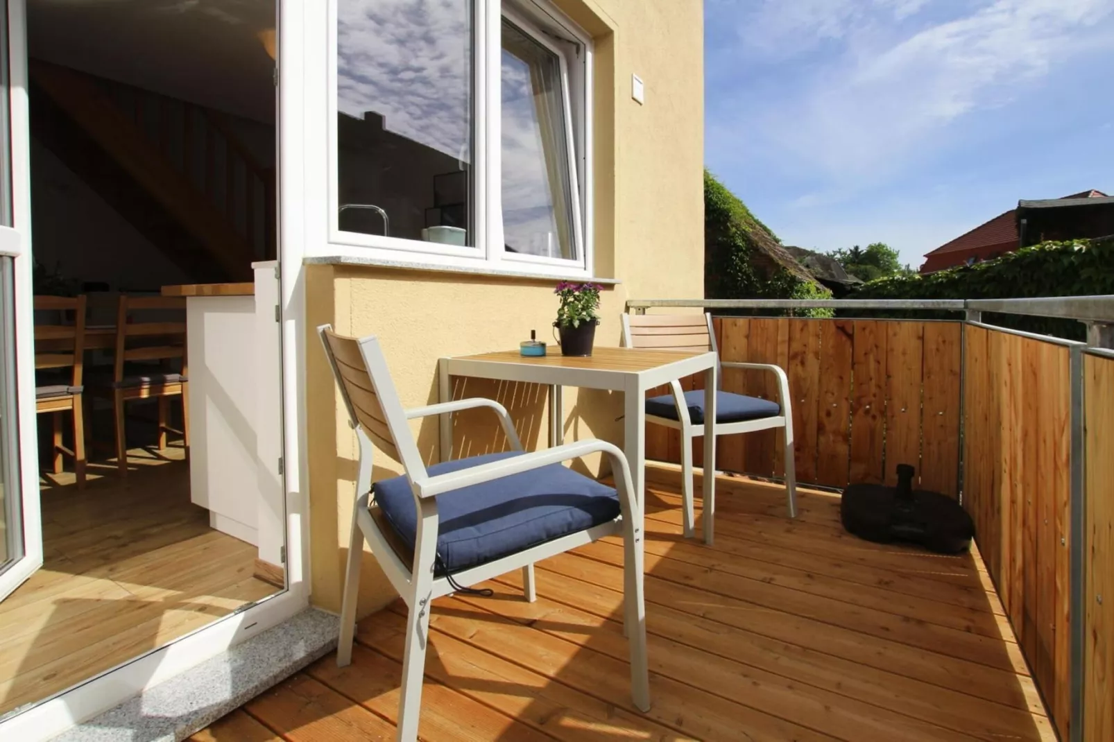 Alex Nr 2-Terrace balcony