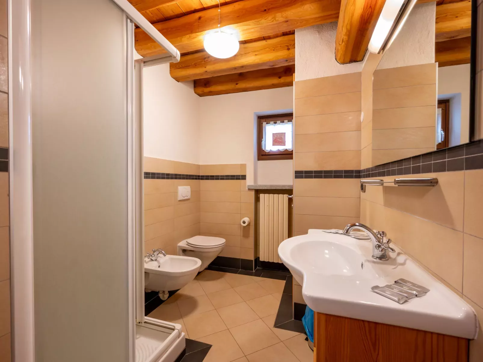 Casot Brusa-Inside