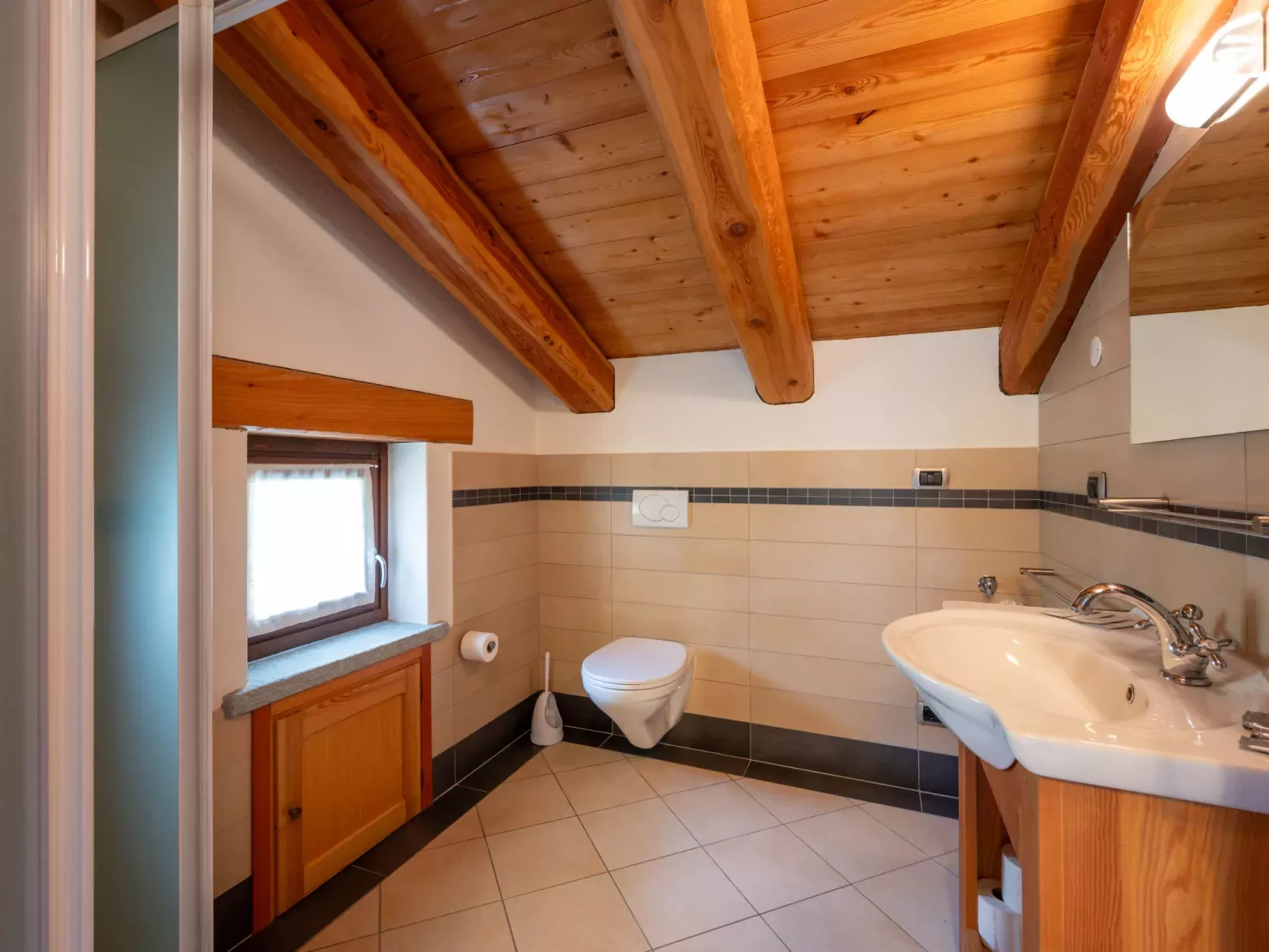 Casot Brusa-Inside