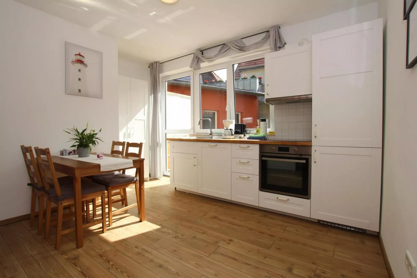 Alex Nr 2-Dining room