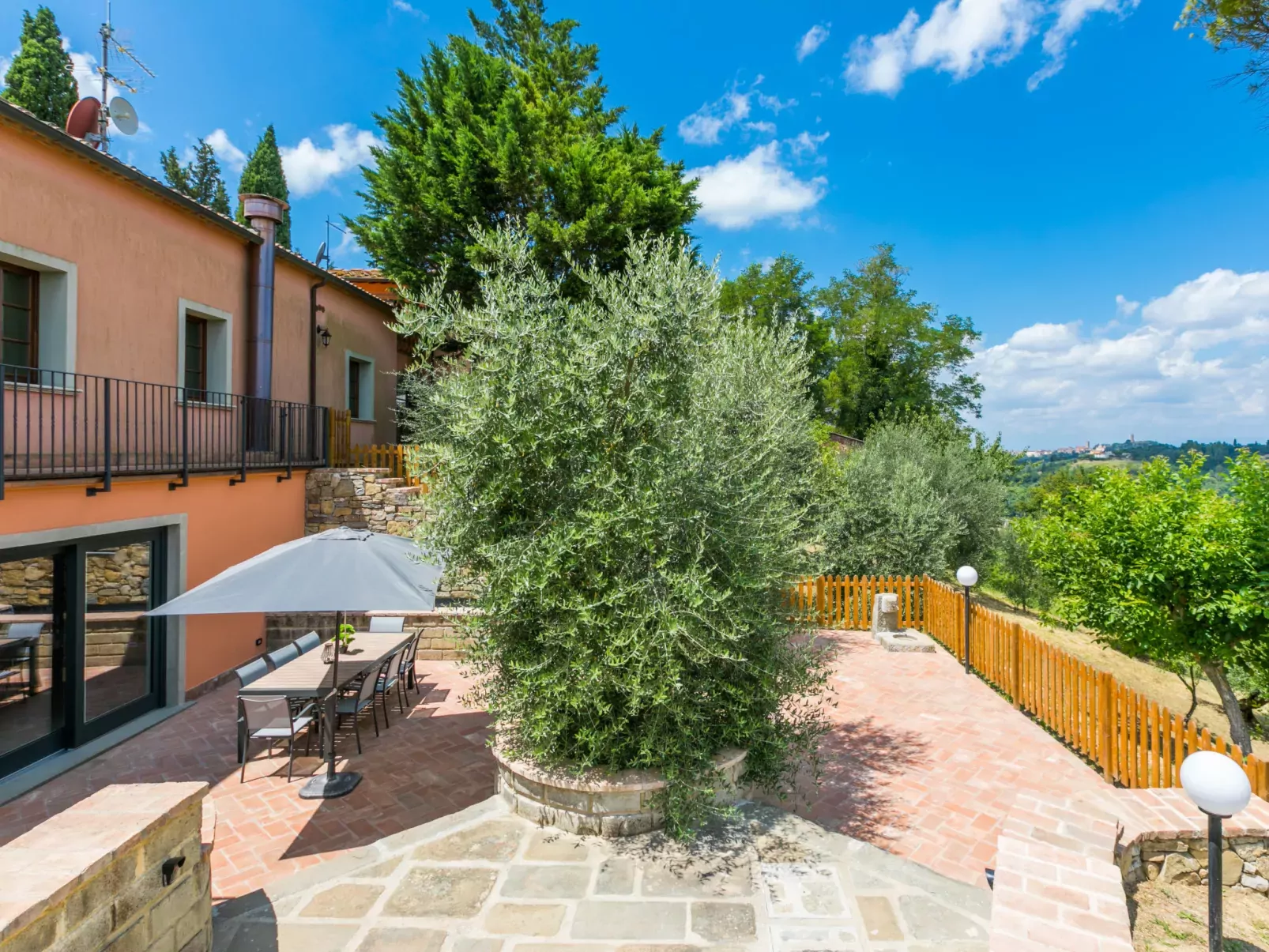 Casale L'Uliveta-Outside