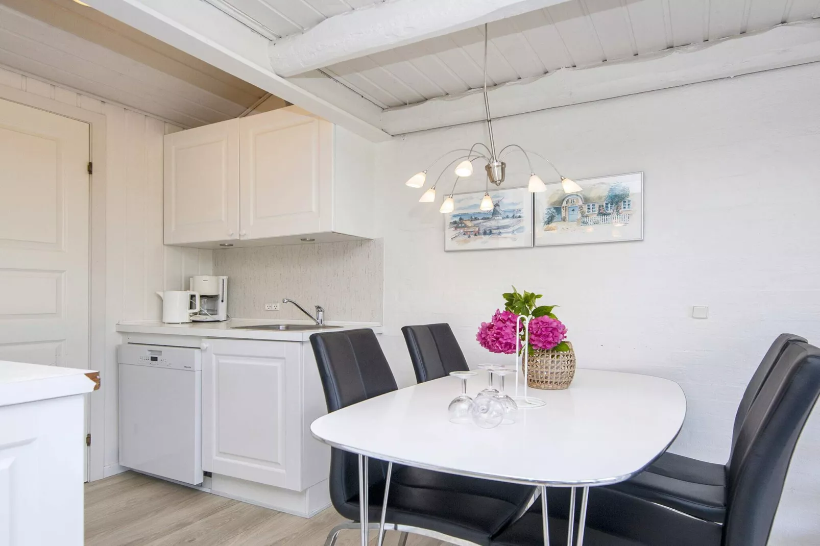 3 room,2 levels,dishwasher-Intérieur