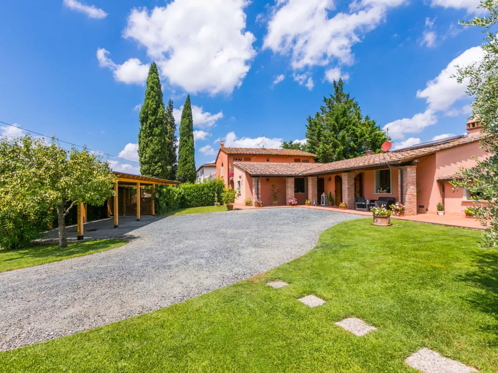 Casale L'Uliveta-Outside