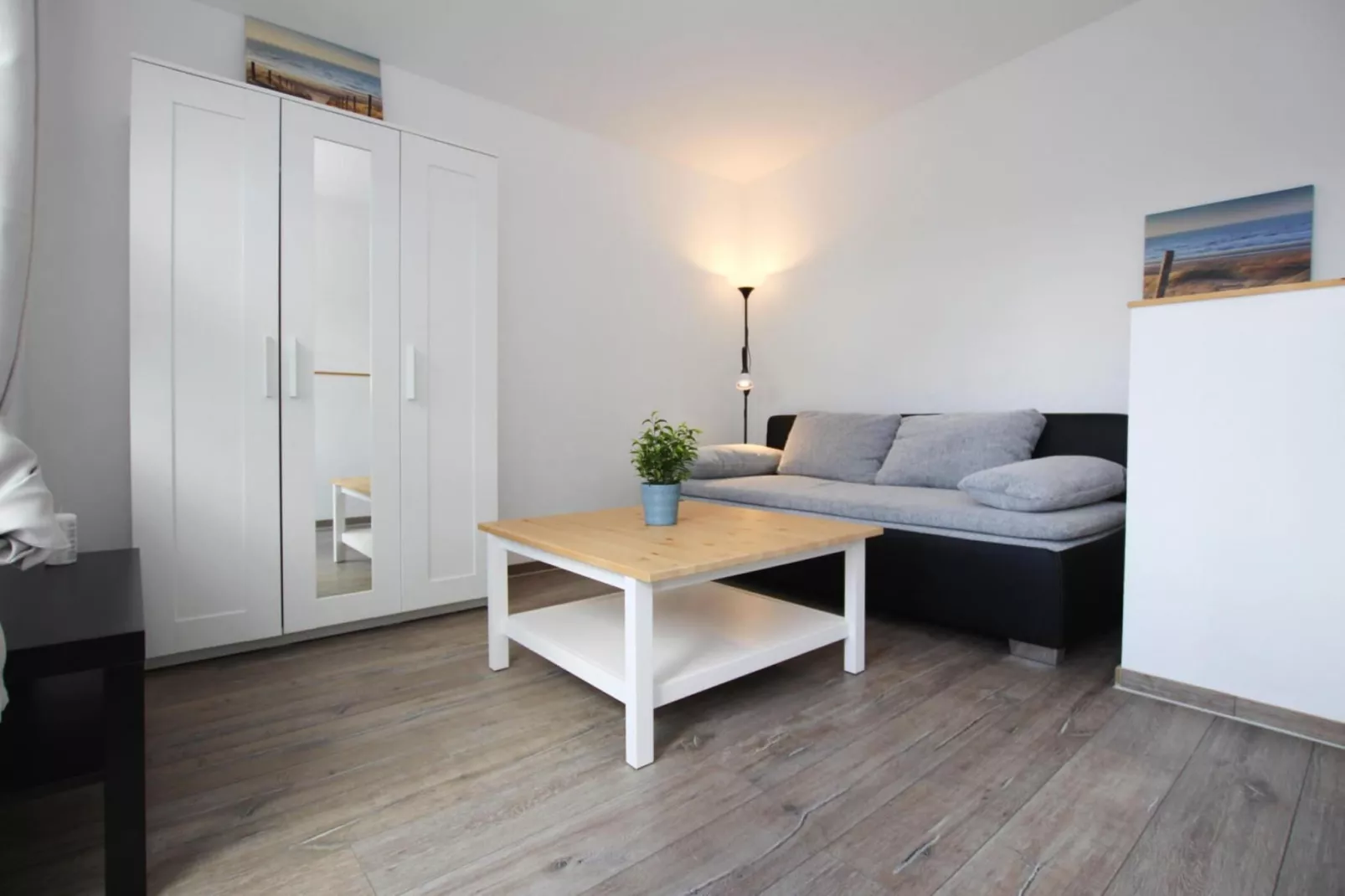 Nummer 1 Dania-Living room