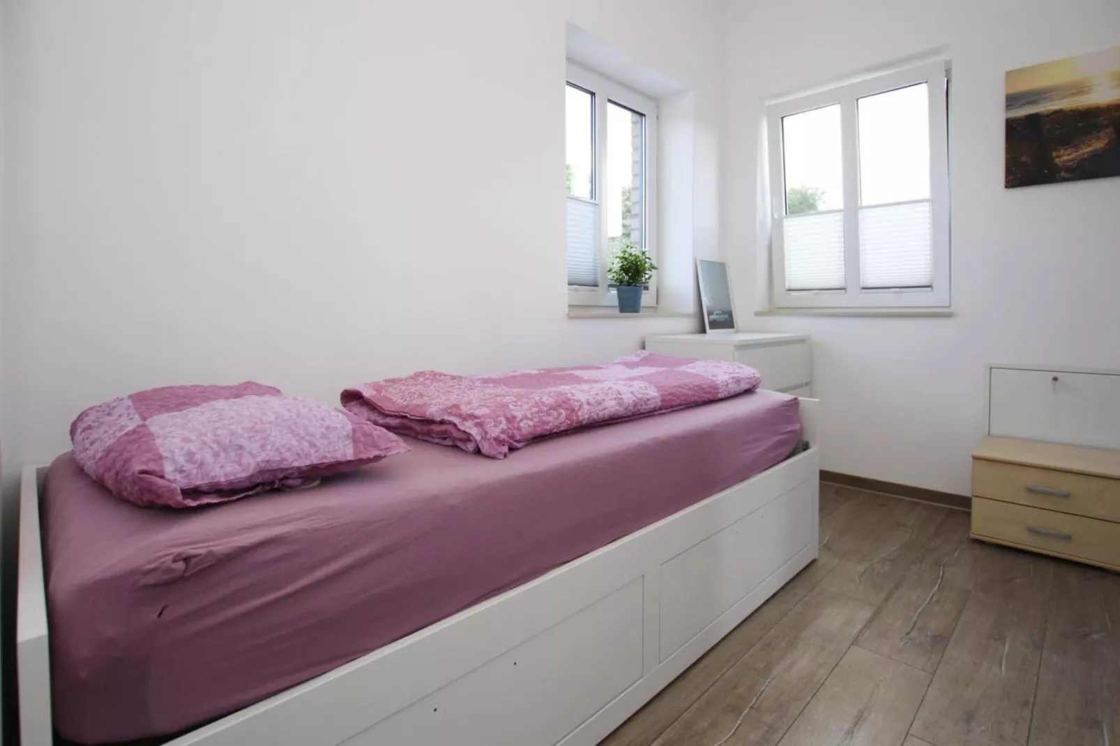 Nummer 1 Dania-Bedroom