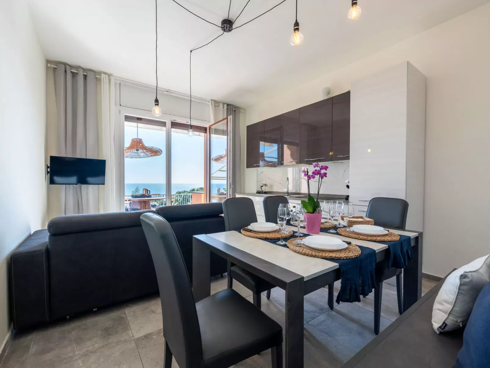 Casa Clio-Inside