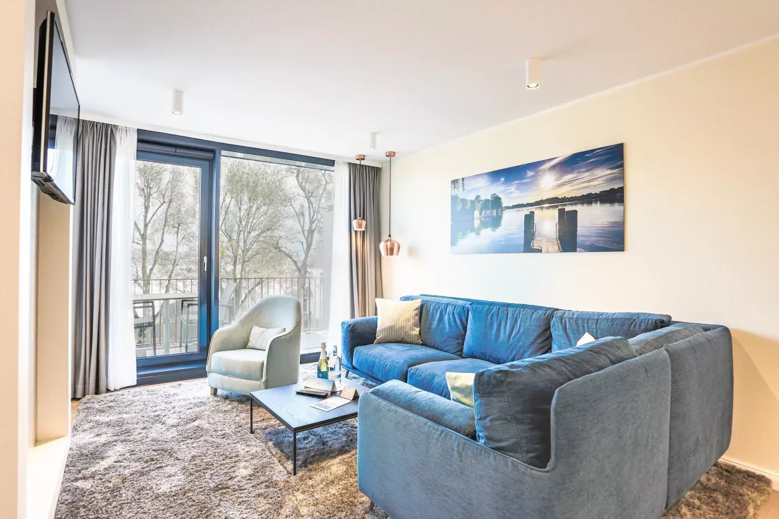 Apartments im MAREMÜRITZ Yachthafen Resort & Spa / Kompass Maisonette 70 qm-Salon
