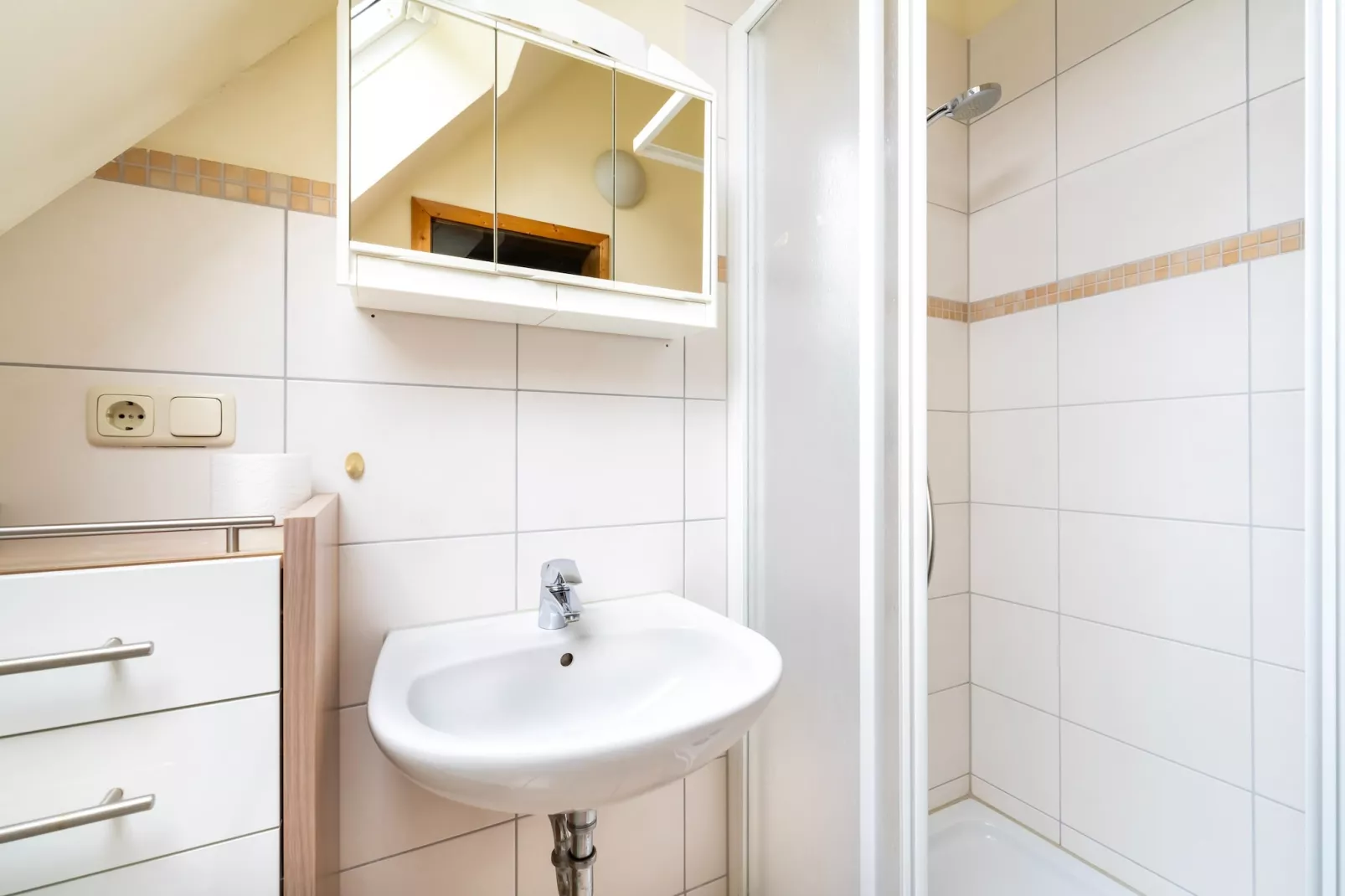Kapitänsdeck 4 Pers 443-Bathroom