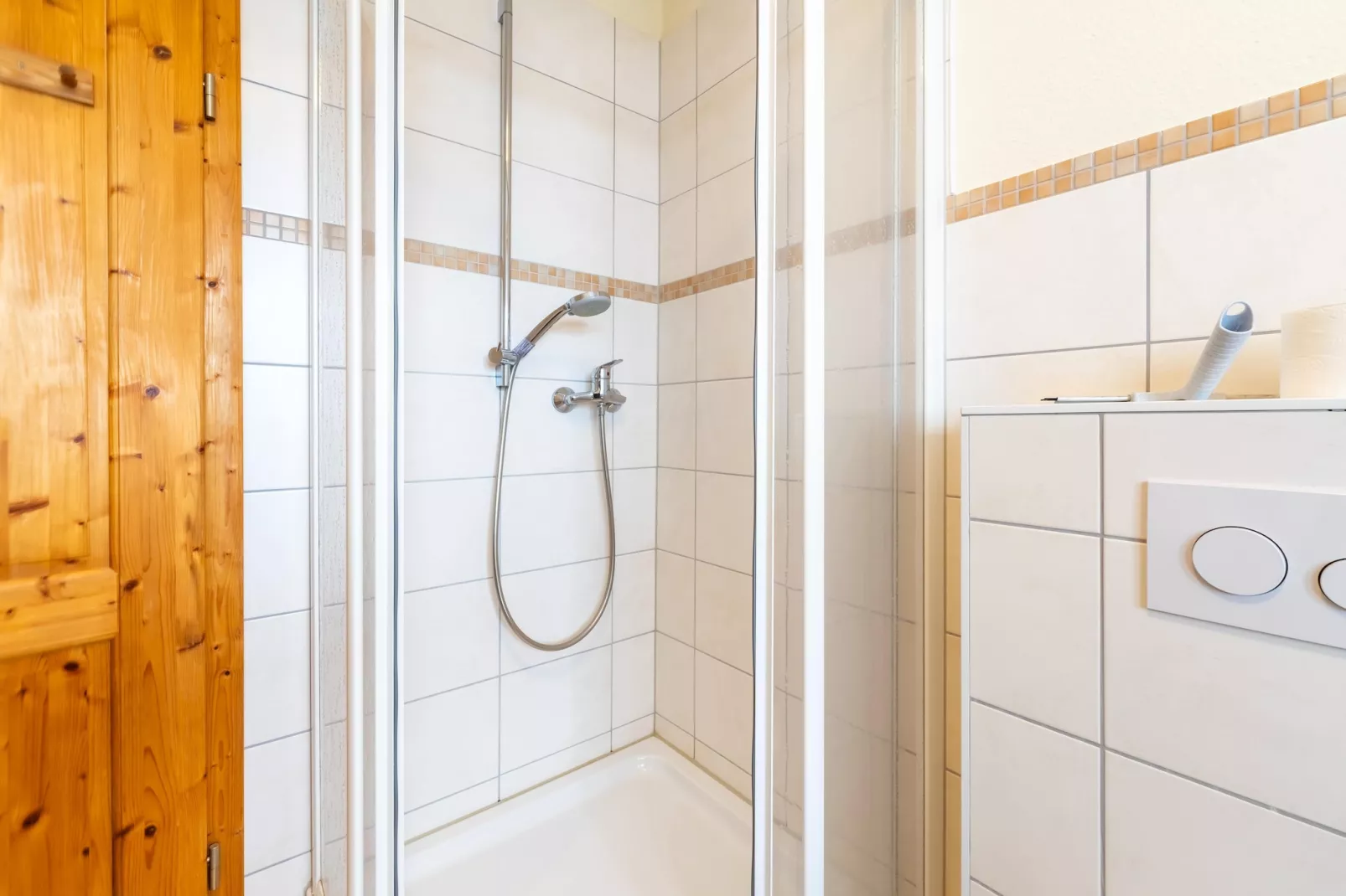 Kapitänsdeck 4 Pers 444-Bathroom