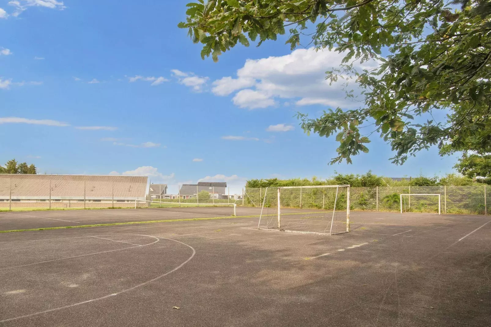 3 room,2 levels,dishwasher - Non tagué